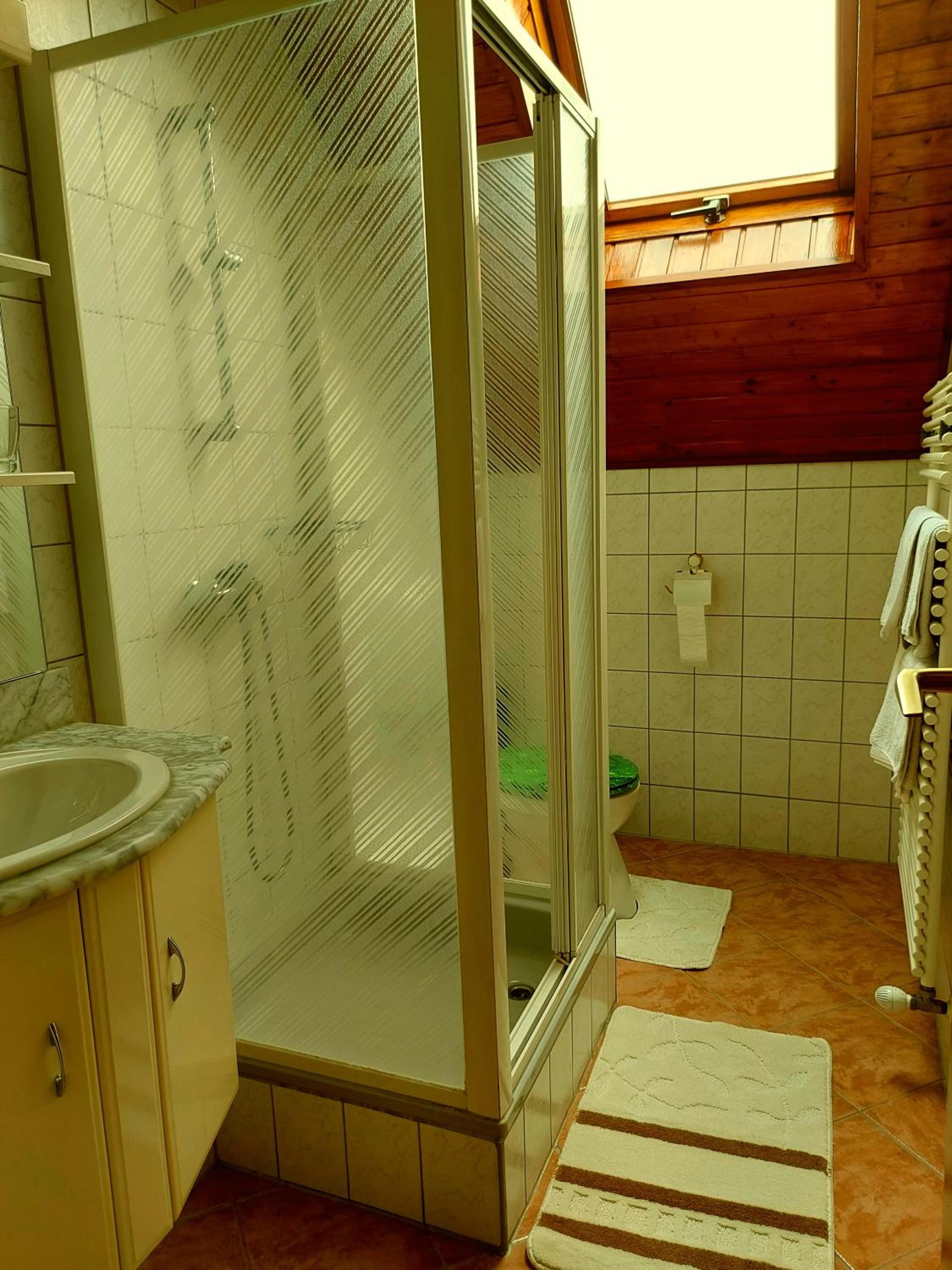 Photo 47