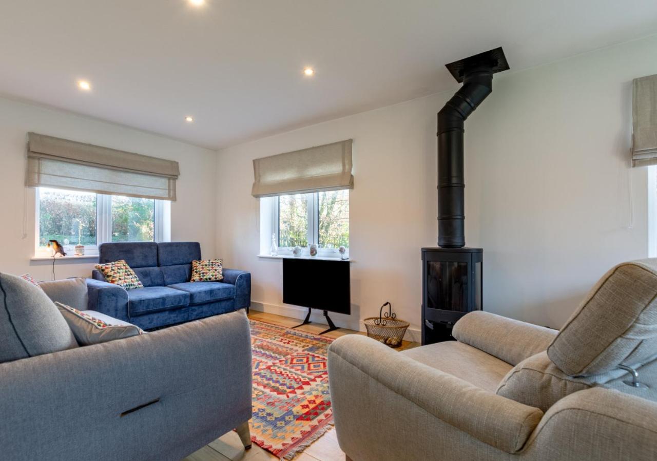3 Bed in Biddenden oc-h28825