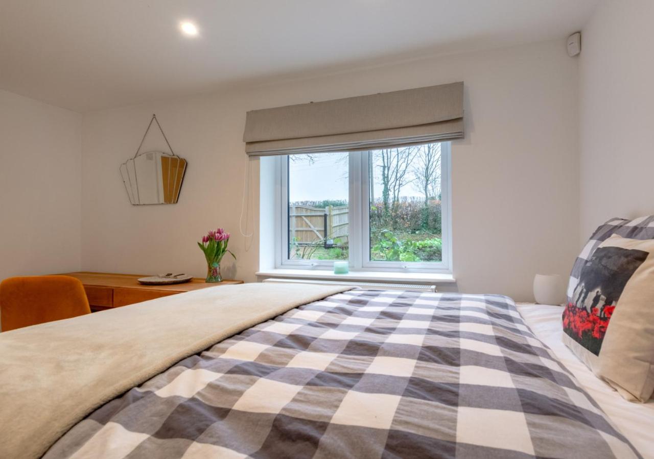 3 Bed in Biddenden oc-h28825