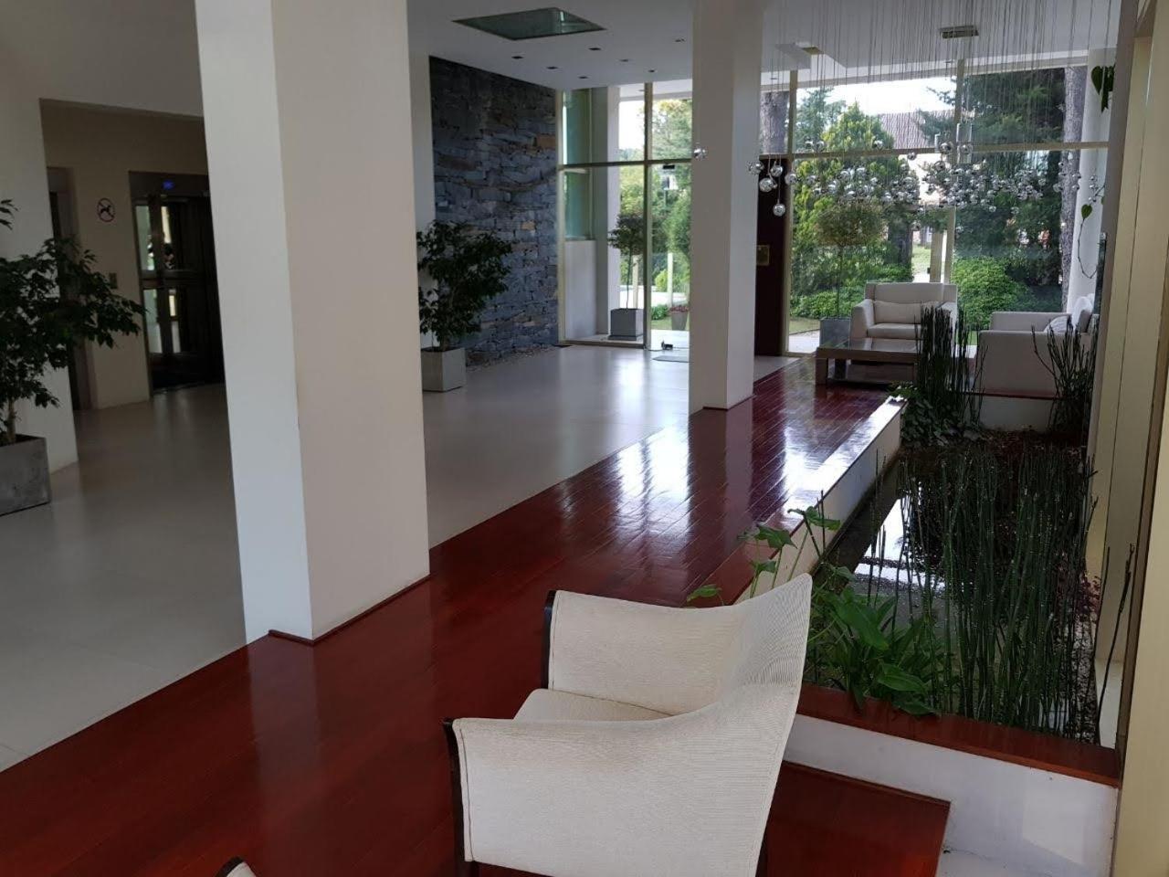 Departamento de 2 ambientes ubicado en Pinamar.
