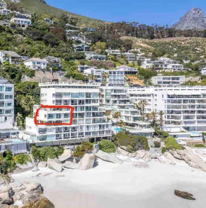 Clifton 1st Beach Frontage - Spacious 3BR view 3