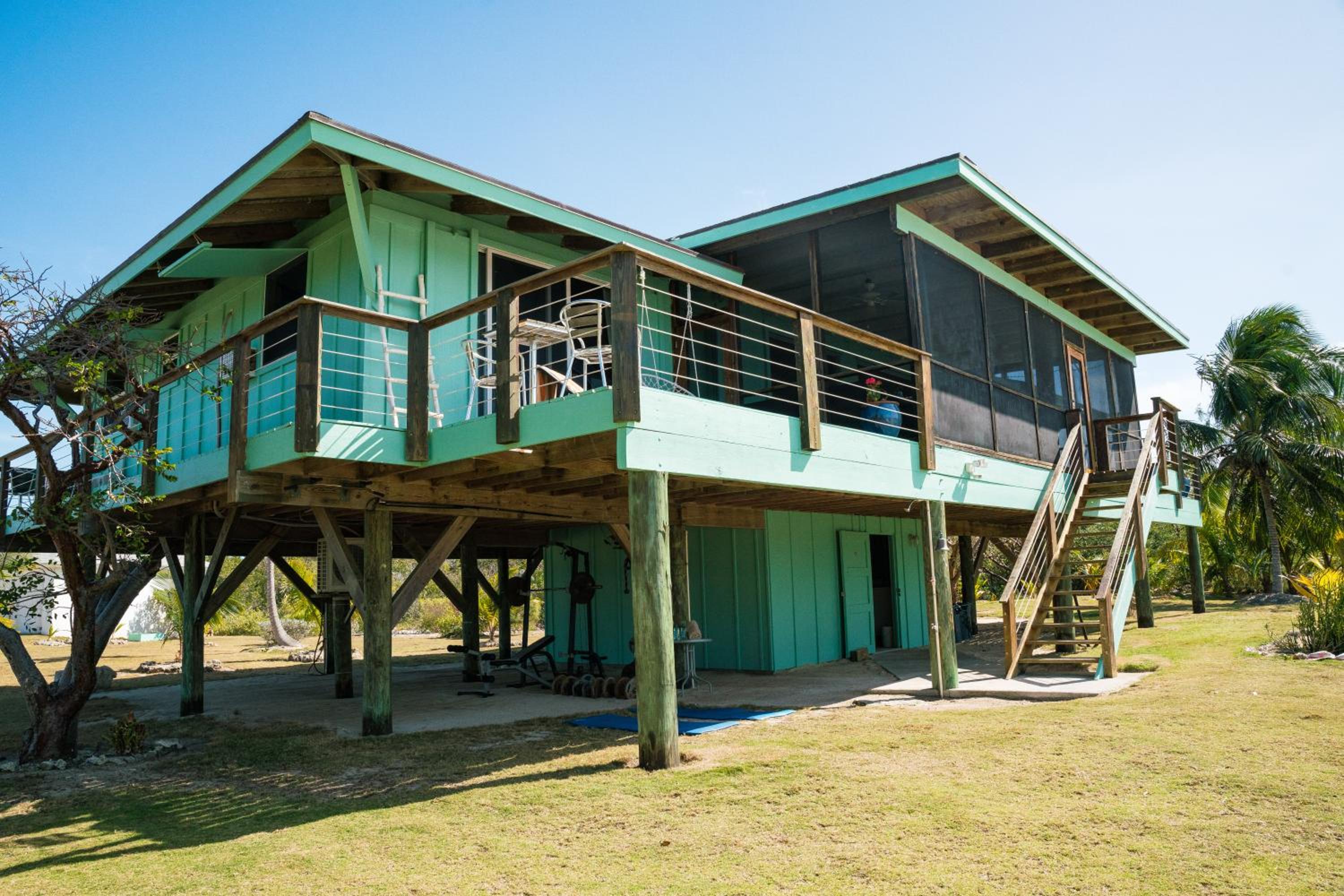 Villa Blue Hole