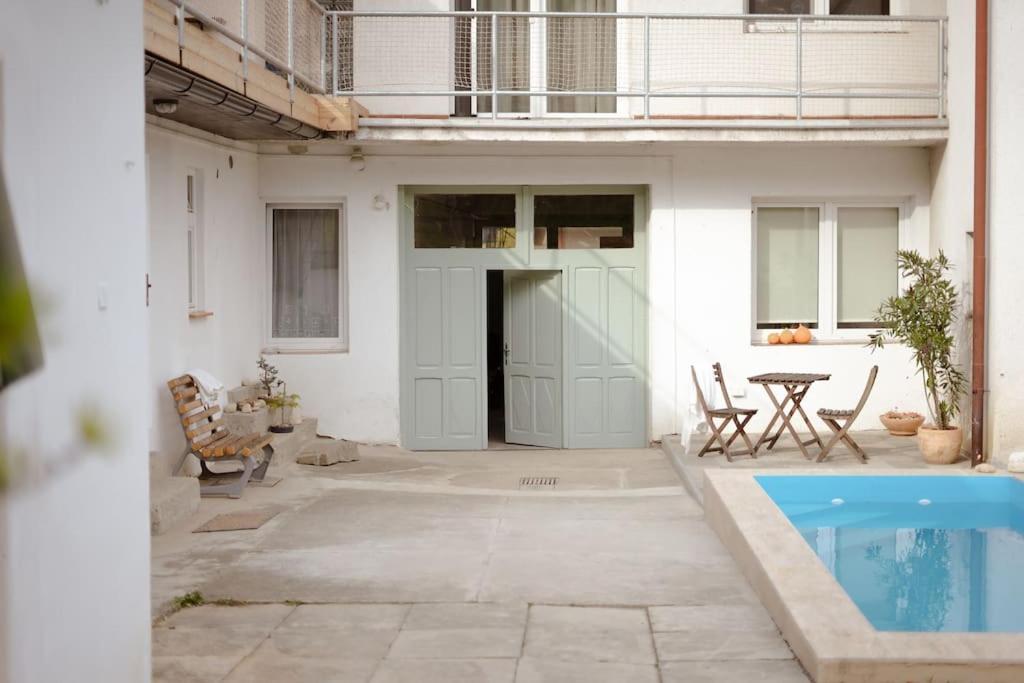 Casa Linum. U centra Zlína s atmosférou venkova.