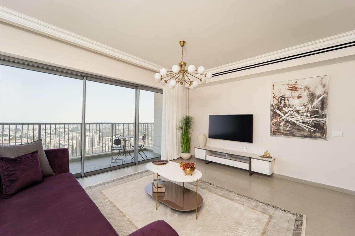 Dreamy 2BDR Unparalleled Views Of The Old City view 2