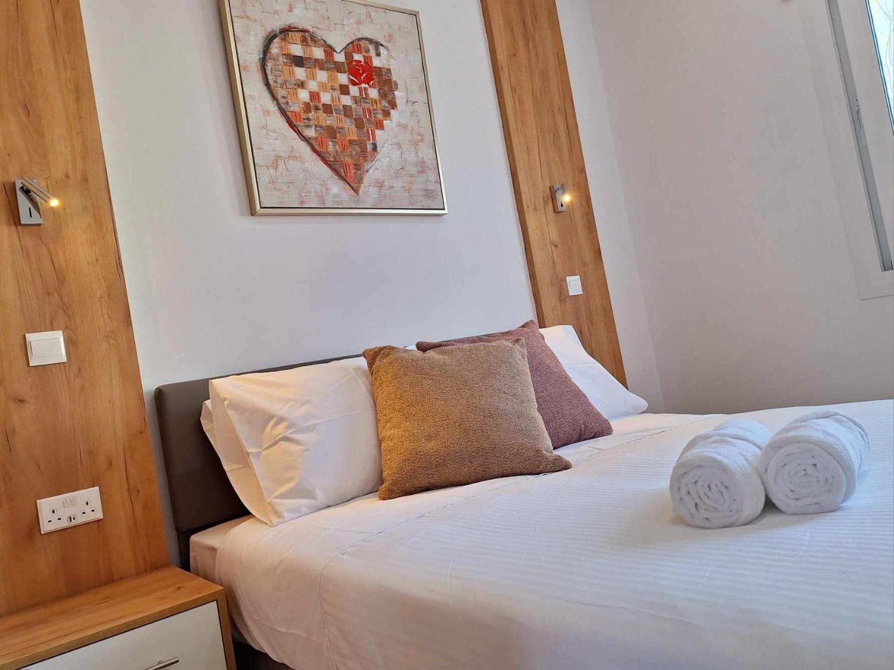 Stylish Apt Kato Paphos Close to Beach & Vibrant Harbor Life