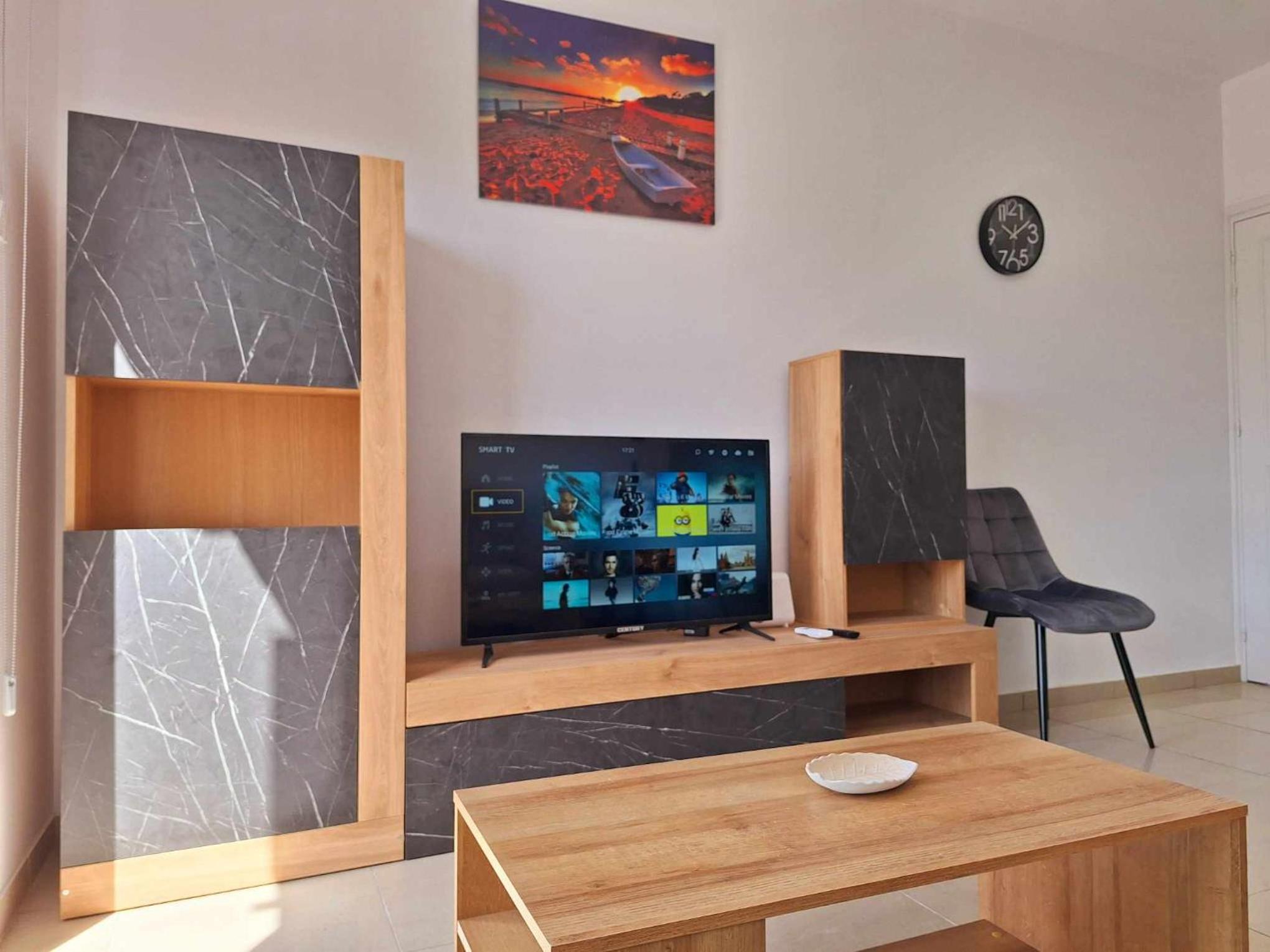 Stylish Apt Kato Paphos Close to Beach & Vibrant Harbor Life