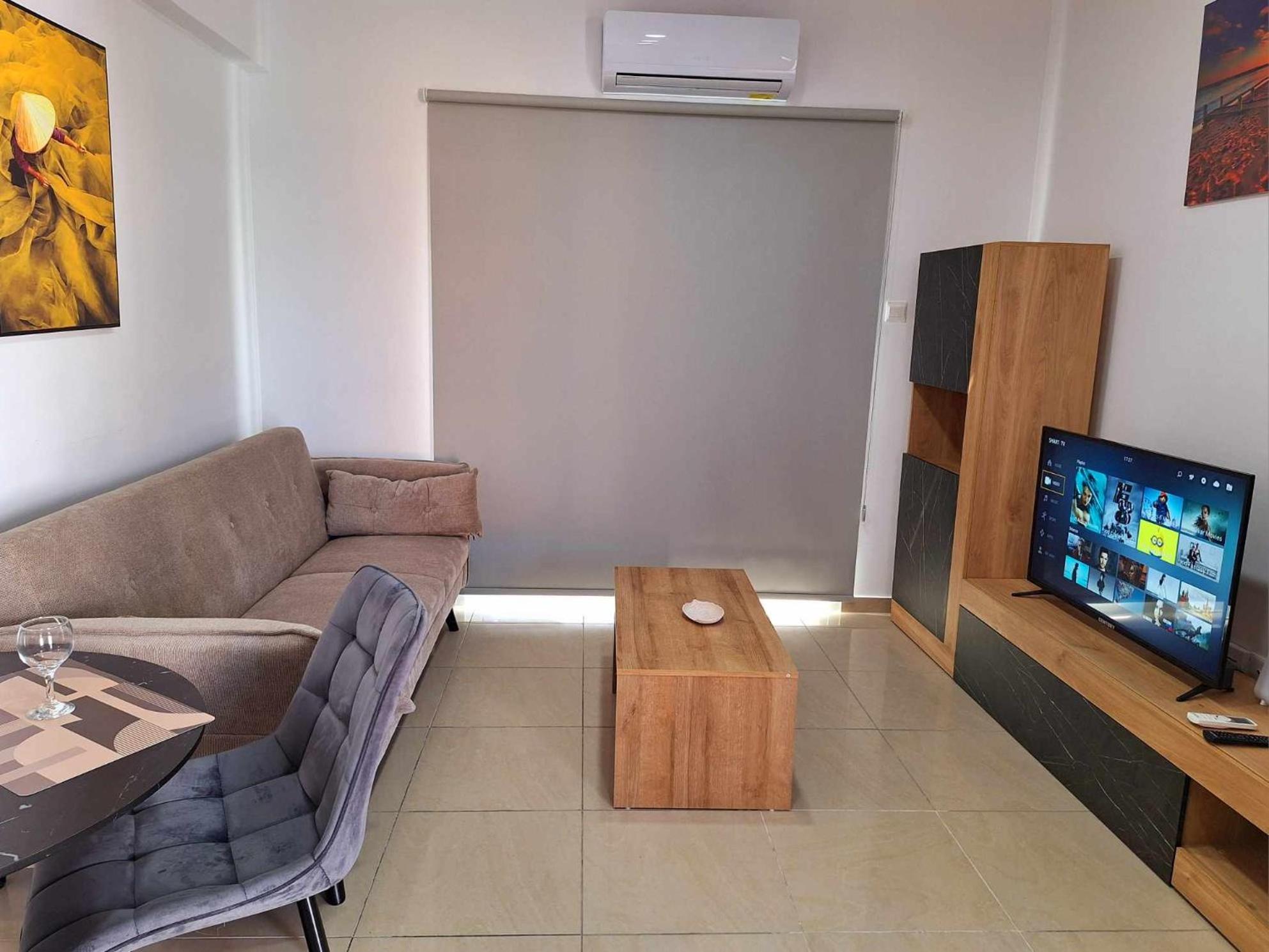 Stylish Apt Kato Paphos Close to Beach & Vibrant Harbor Life