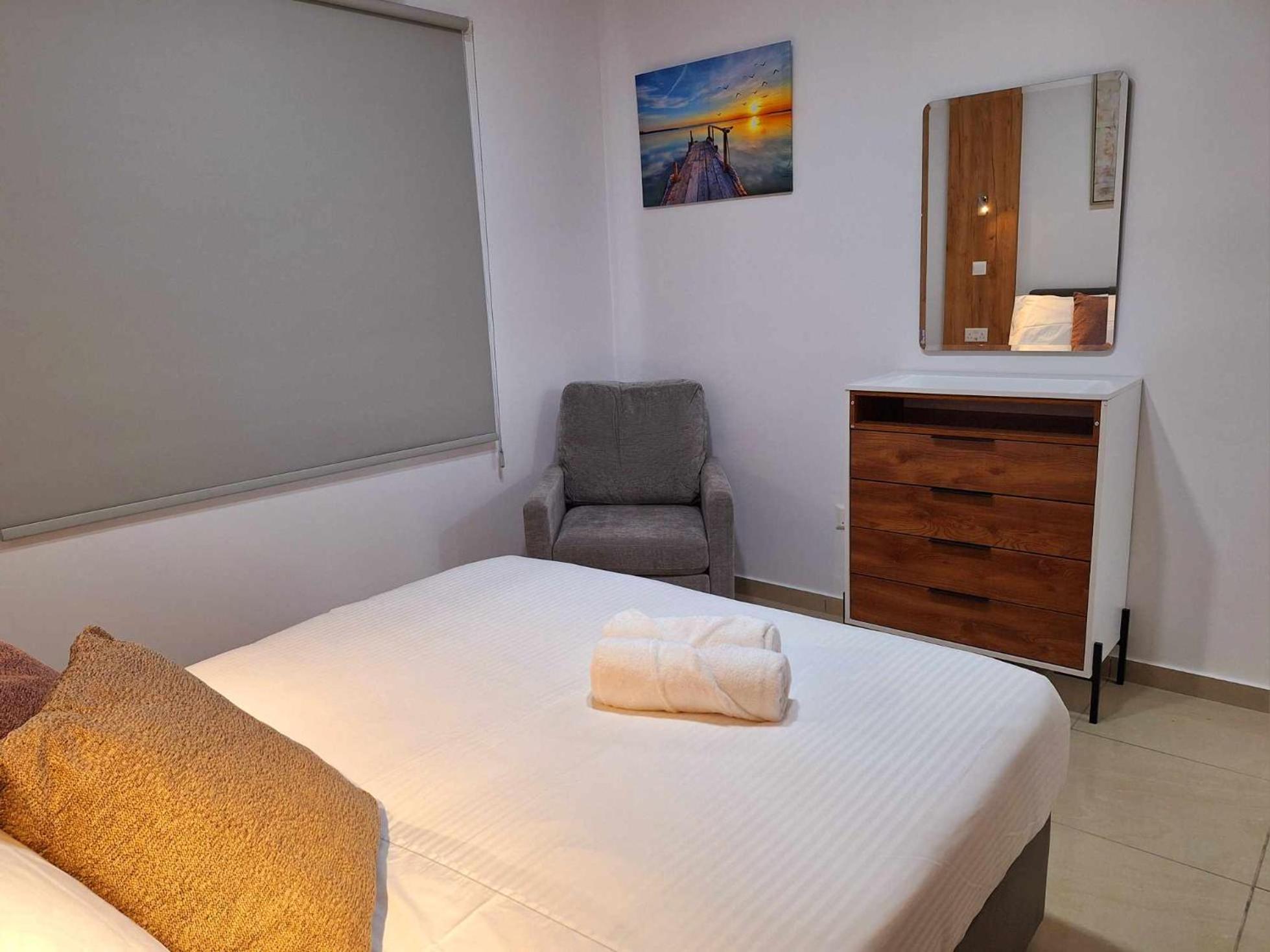 Stylish Apt Kato Paphos Close to Beach & Vibrant Harbor Life