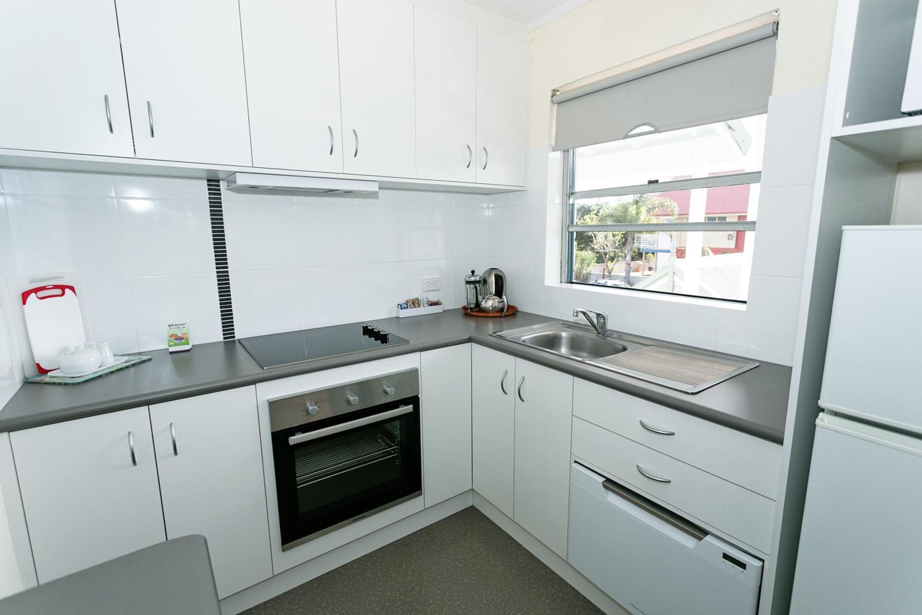 Dolphin Lodge Albany - Self Contained Apartments at Middleton Beach