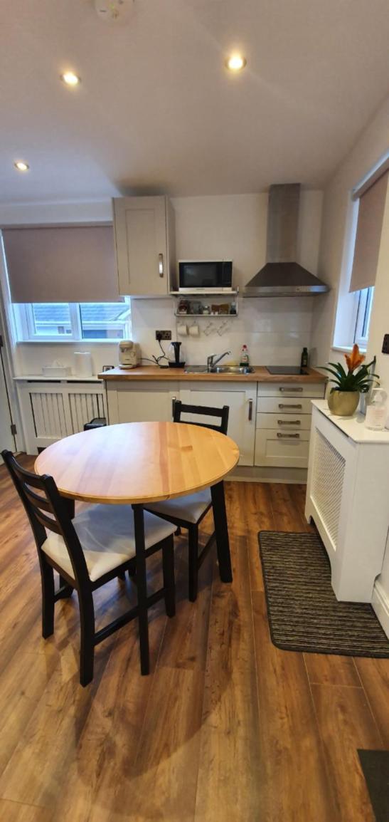 Guildford Vacations - Self-contained Guest Suite - Property Image 10