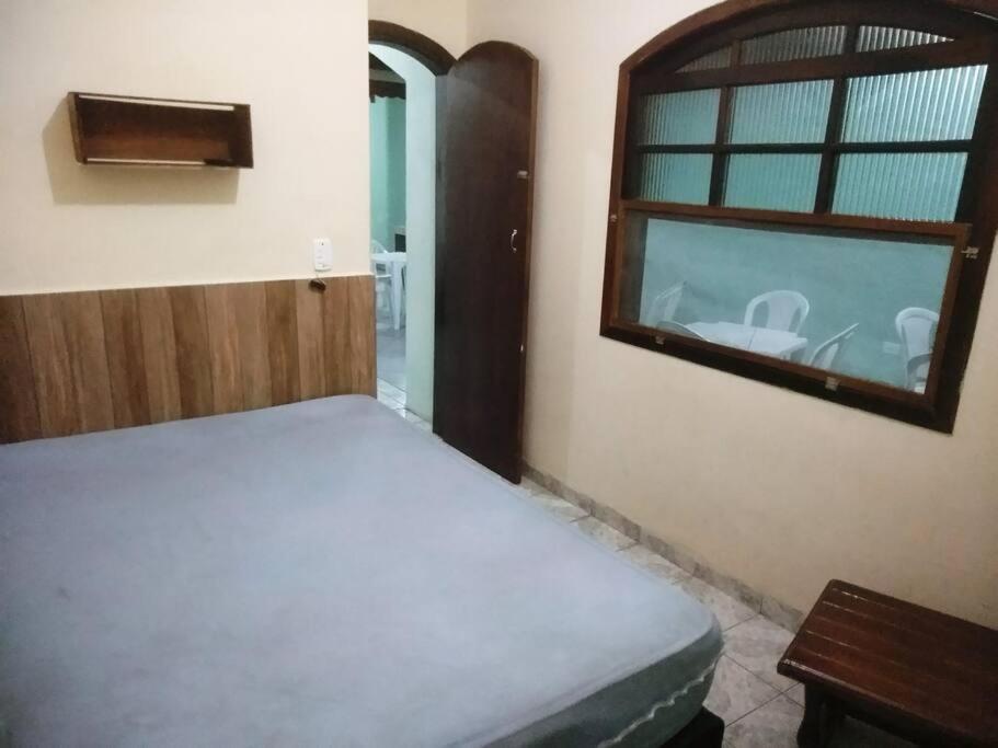 Casa Praia Grande wi-fi 4 dorm 3 carros área churrasq 700 MTS da praia Imirim