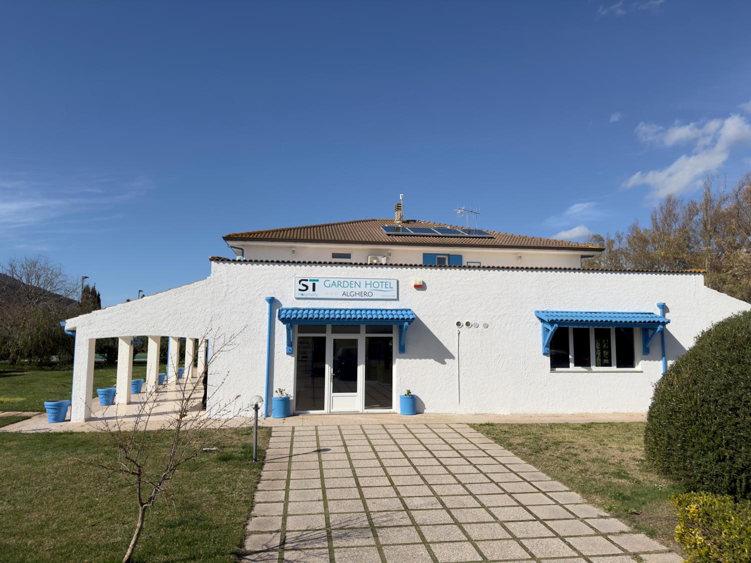 Hotel Garden Hotel Alghero - Image 1