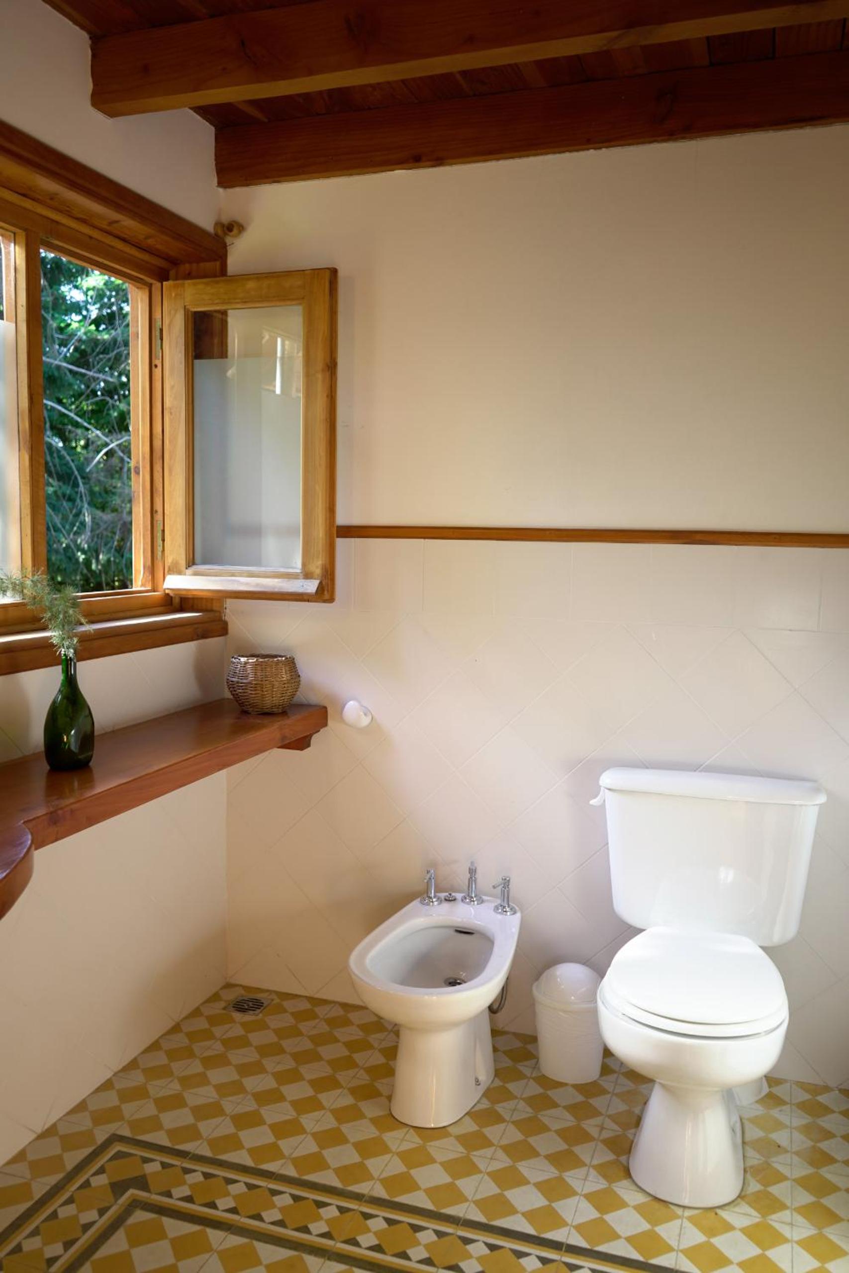 BOG Casa Inalafquen - con costa de lago