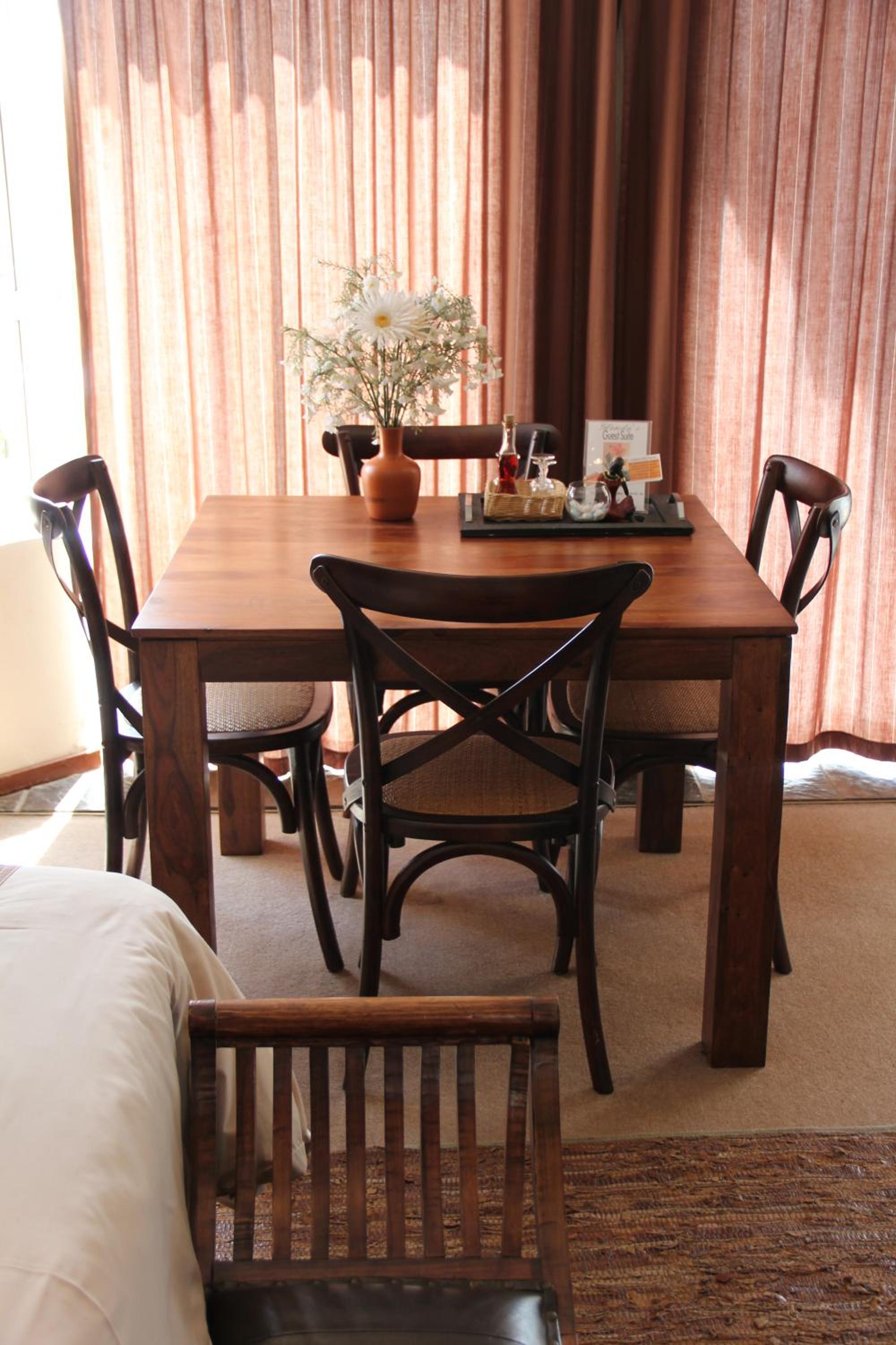 Glenda's Guest Suites