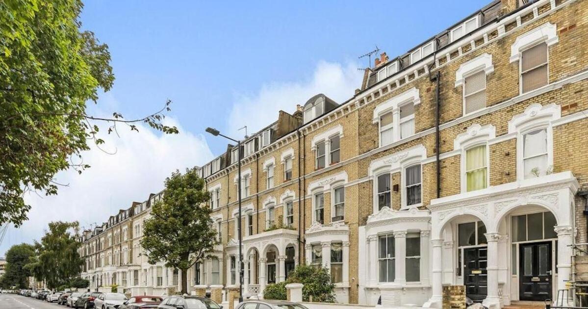 1-bed apartment, Close to Kensington Olympia with Free Wi-Fi & Netflix
