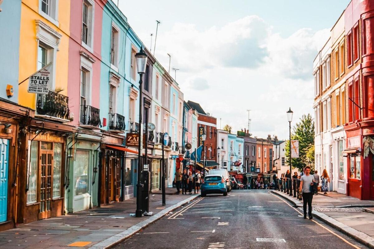 1-bed apartment, Close to Kensington Olympia with Free Wi-Fi & Netflix