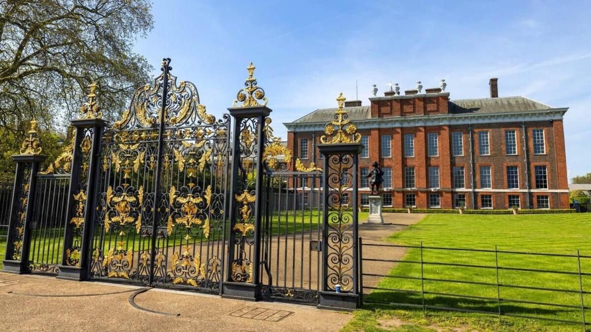 1-bed apartment, Close to Kensington Olympia with Free Wi-Fi & Netflix