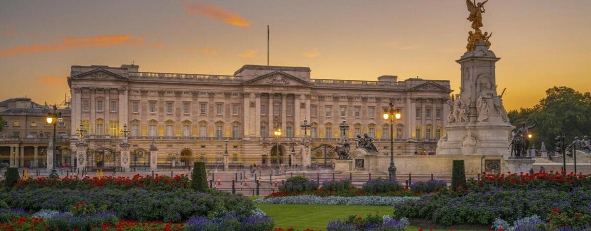1-bed apartment, Close to Kensington Olympia with Free Wi-Fi & Netflix