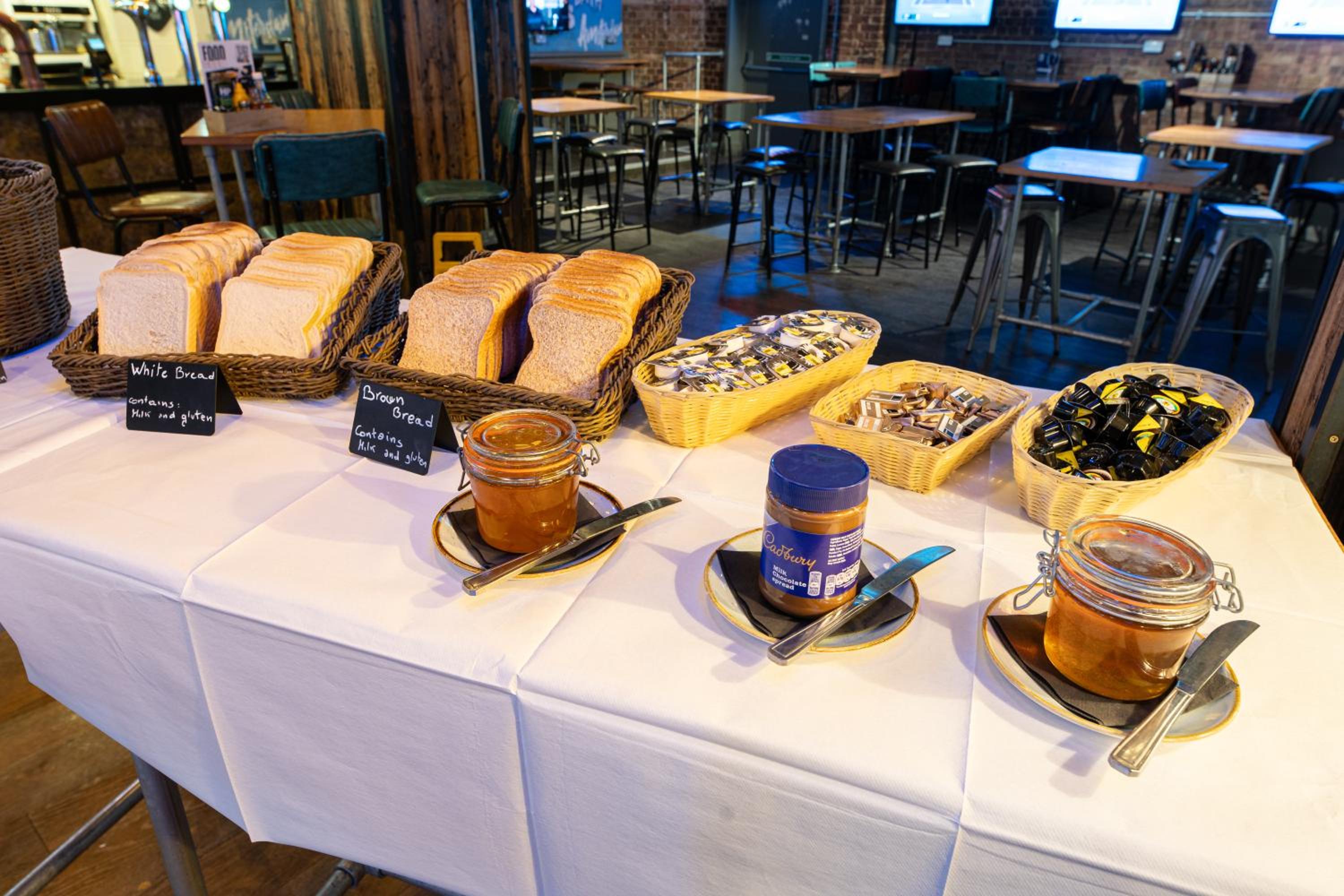 breakfast buffet