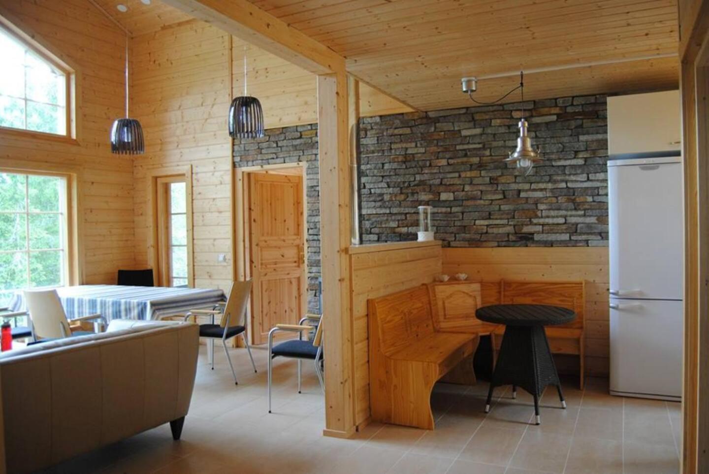 Beautiful and spacious lakeside cottages