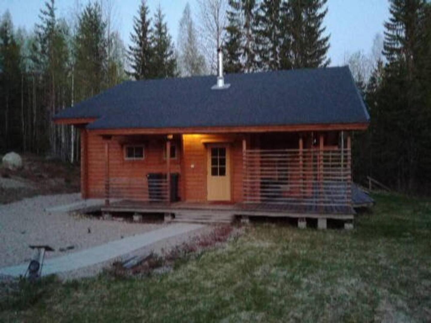 Beautiful and spacious lakeside cottages
