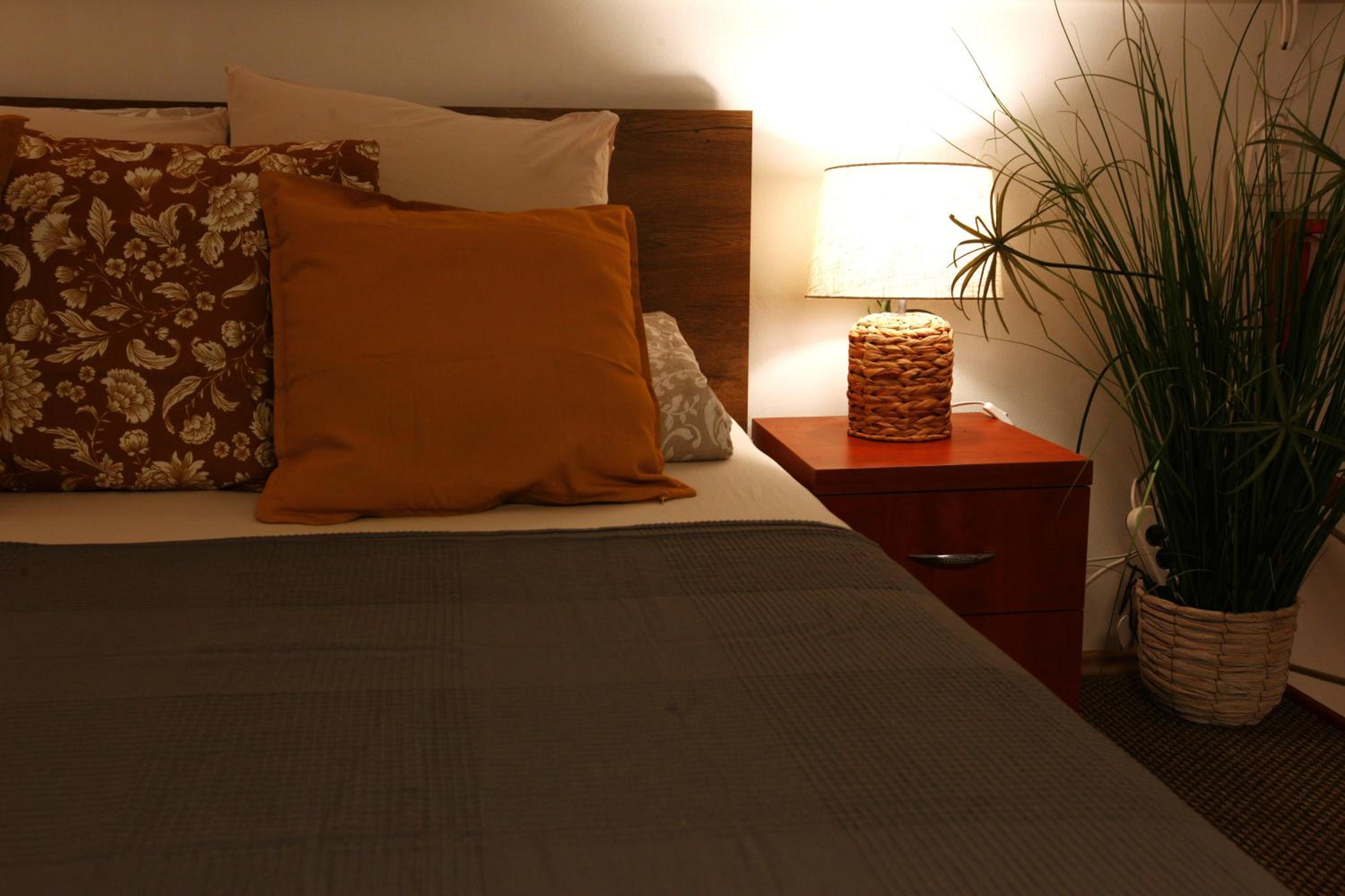 Goldcentral Apartment Danube-Private Terrace-Convenient Location