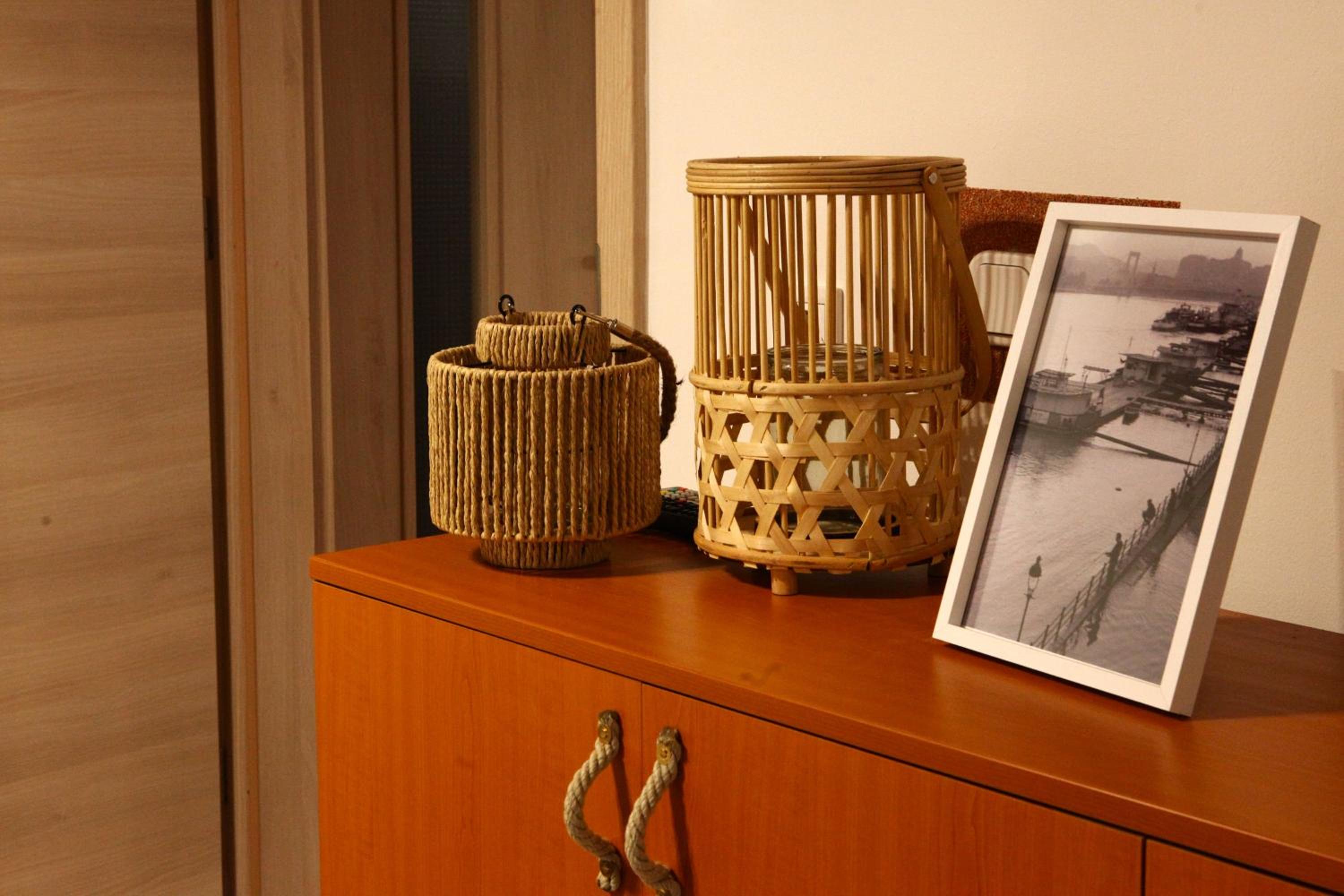 Goldcentral Apartment Danube-Private Terrace-Convenient Location