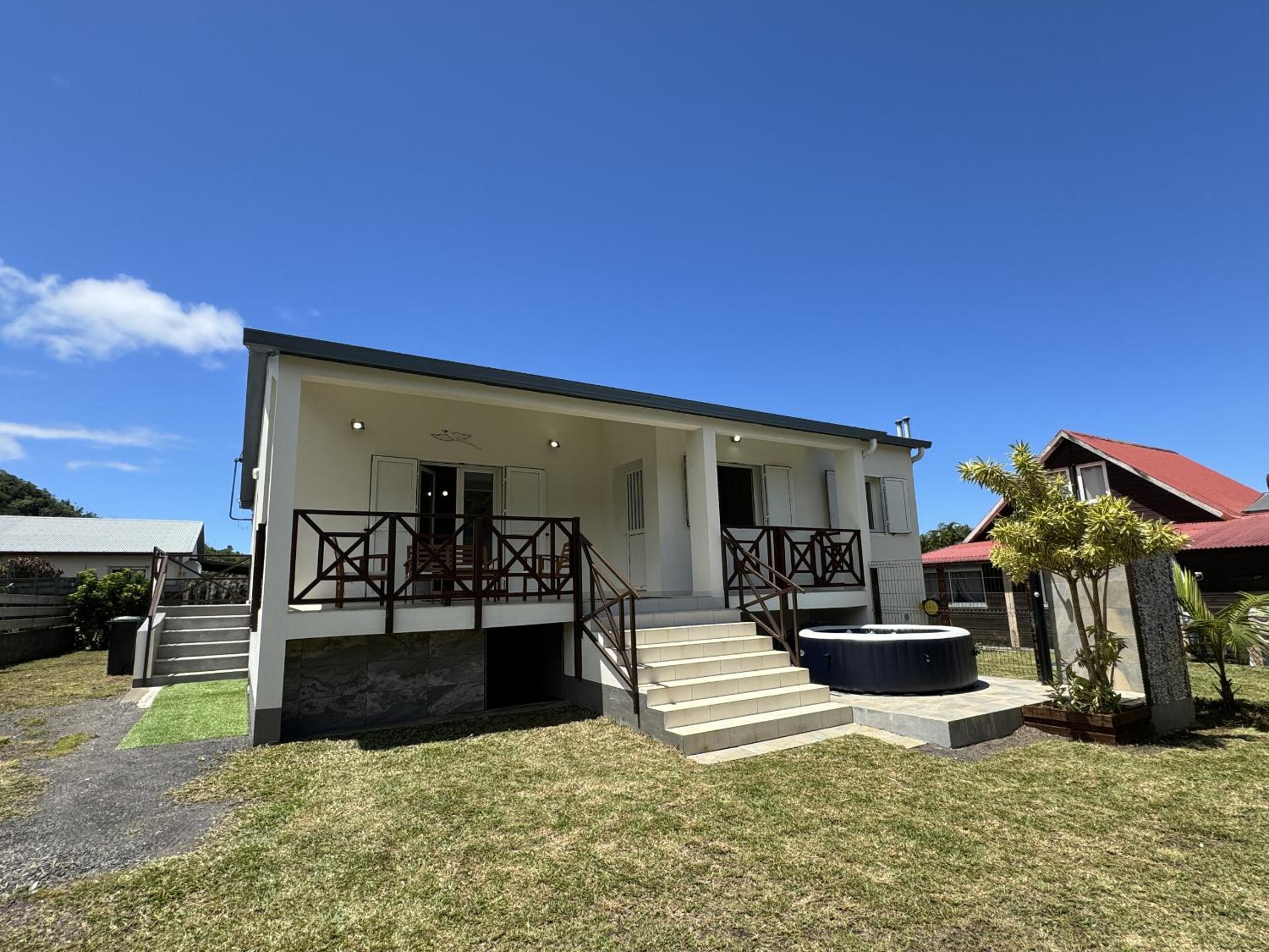 Étoile de la Plaine, jolie maison avec jacuzzi pour 4 personnes