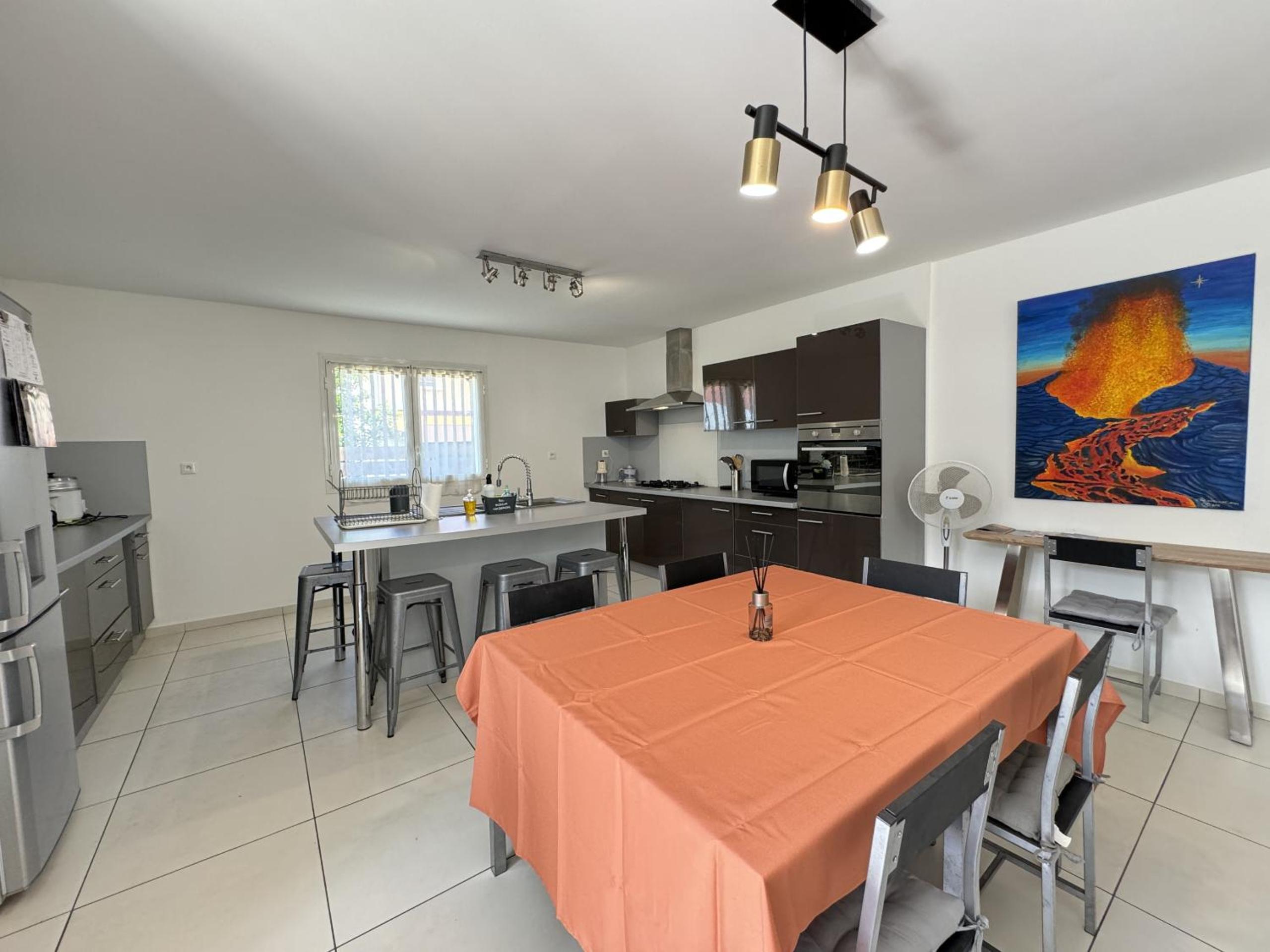 Étoile de la Plaine, jolie maison avec jacuzzi pour 4 personnes
