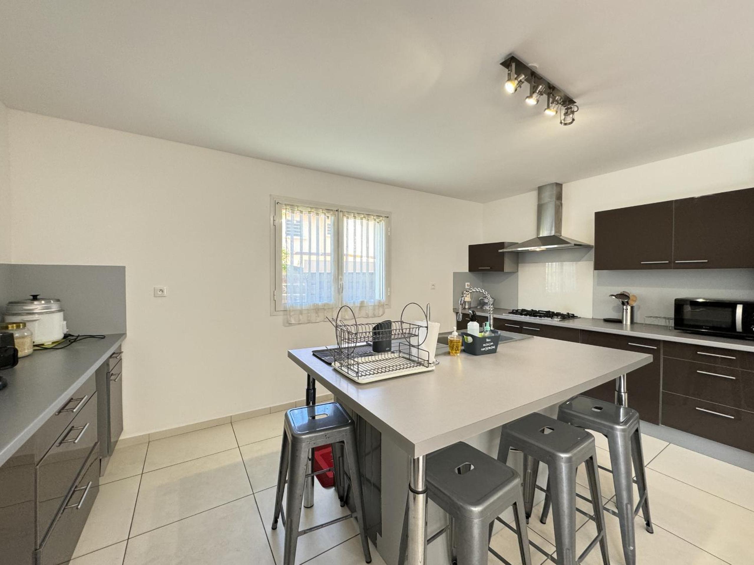 Étoile de la Plaine, jolie maison avec jacuzzi pour 4 personnes