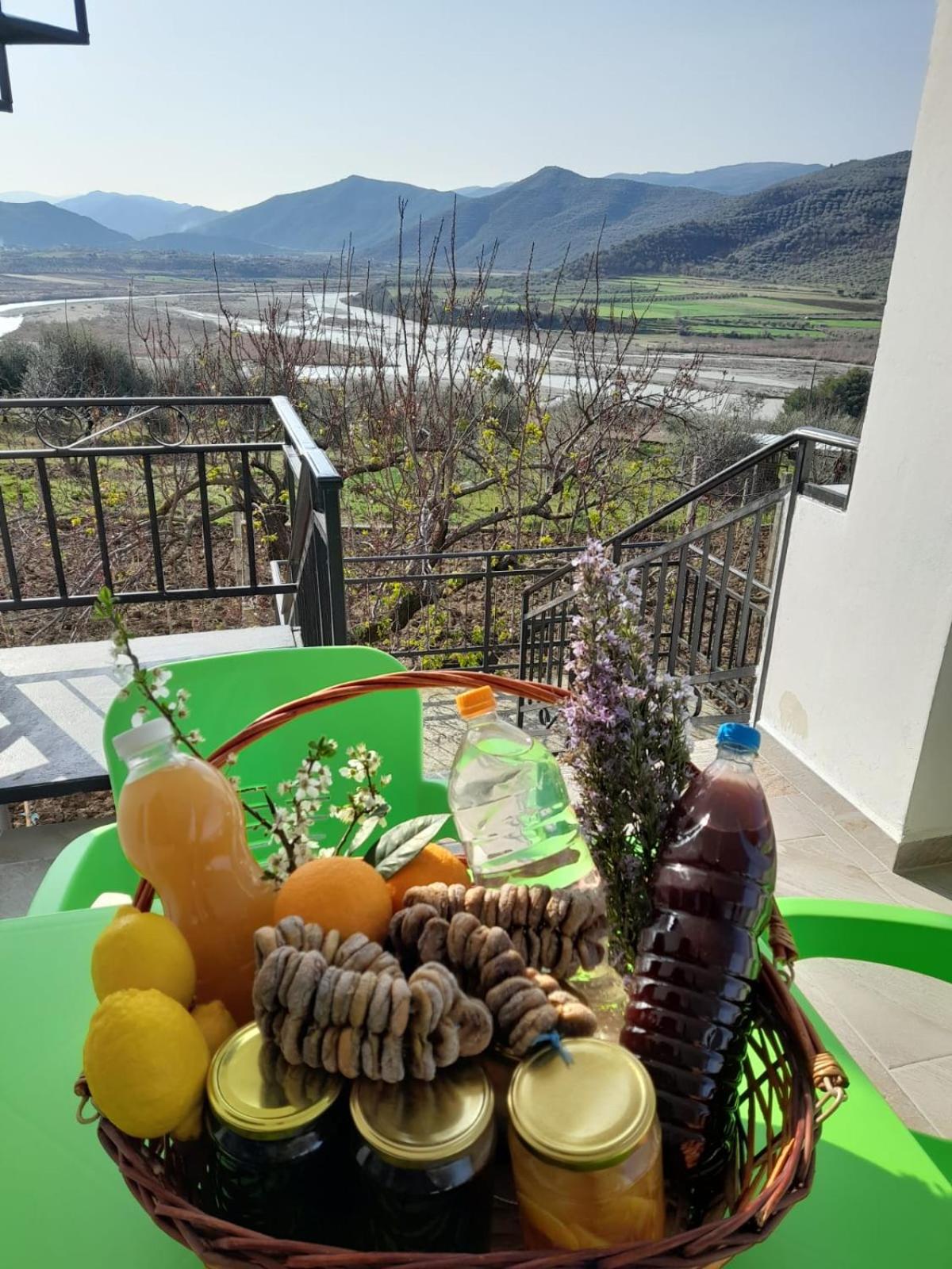 Villa Besart