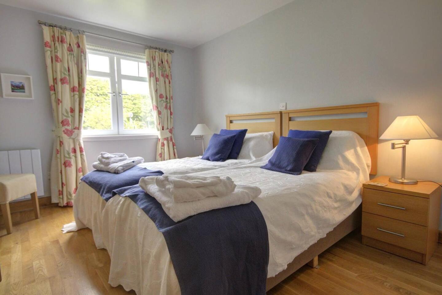 No1 The Links Apartment, Brora view 4