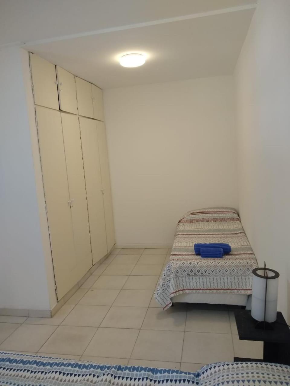 Casa Amplia 5 personas Amplio Jardin y Parrilla Zona Muy Tranquila en Tigre Centro
