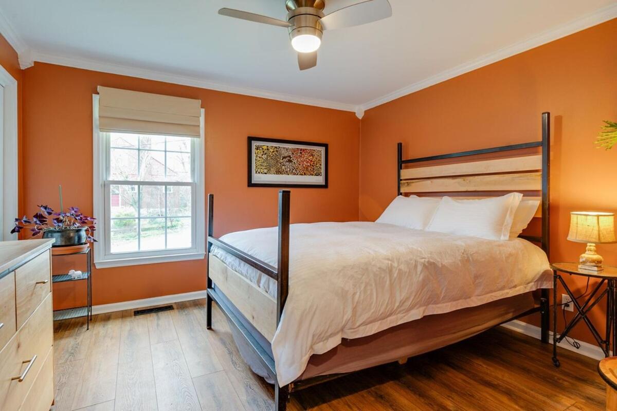 Historic East Nash Sleeps 6 - Property Image 15