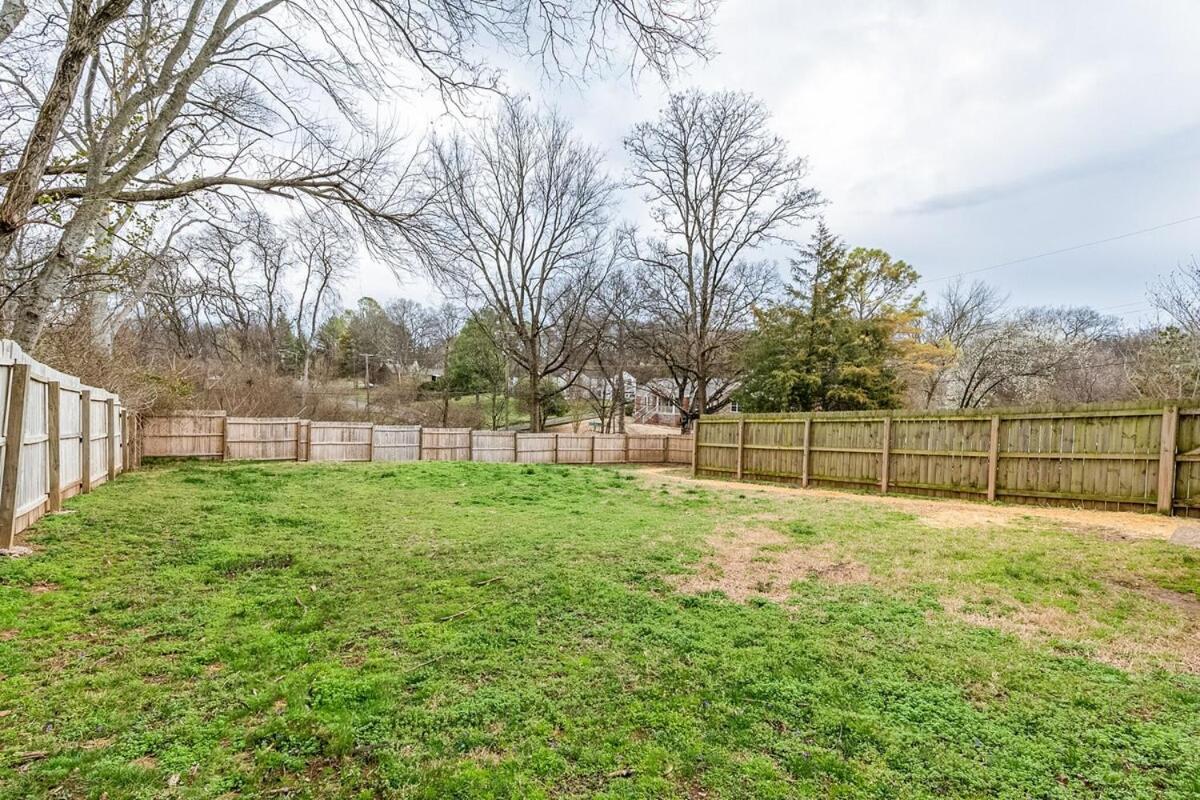 Historic East Nash Sleeps 6 - Property Image 7