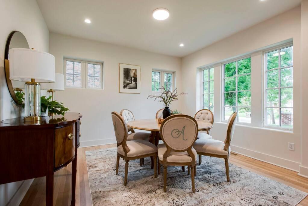Photograph supplied for Lux West Nash Tudor 4mi to DT Sleeps 9
