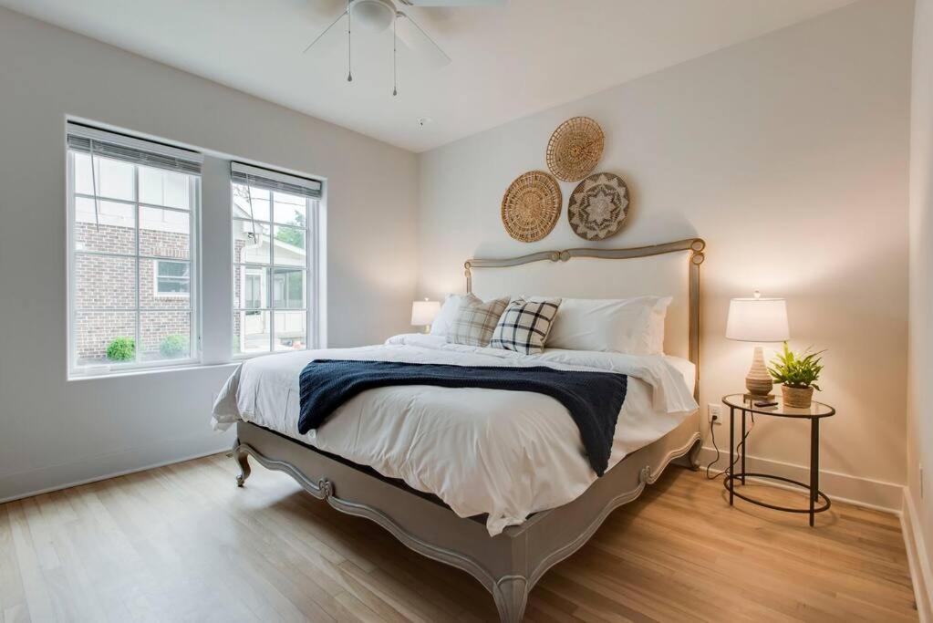 Photograph supplied for Lux West Nash Tudor 4mi to DT Sleeps 9