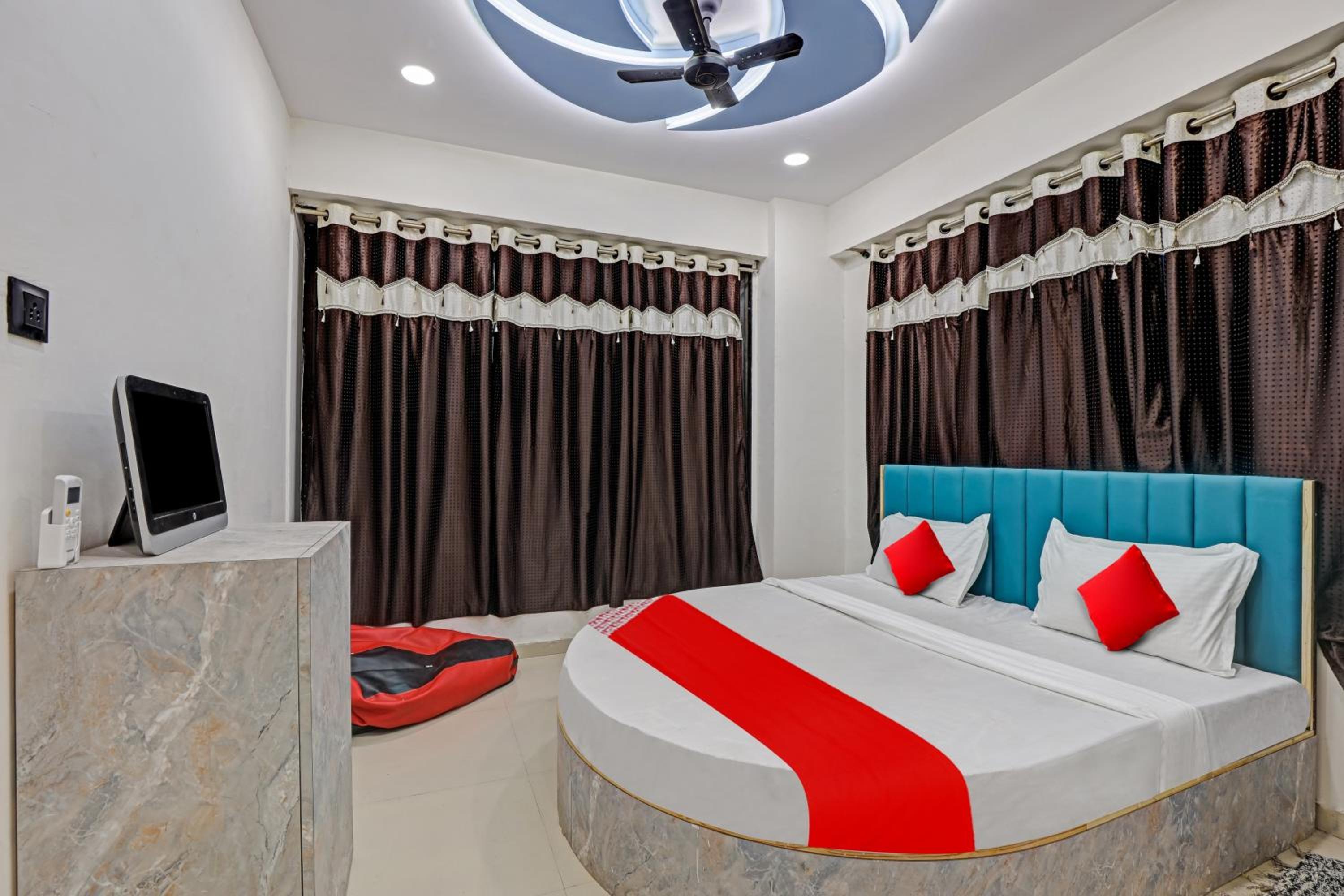 Hotel O VR Hotel view 3