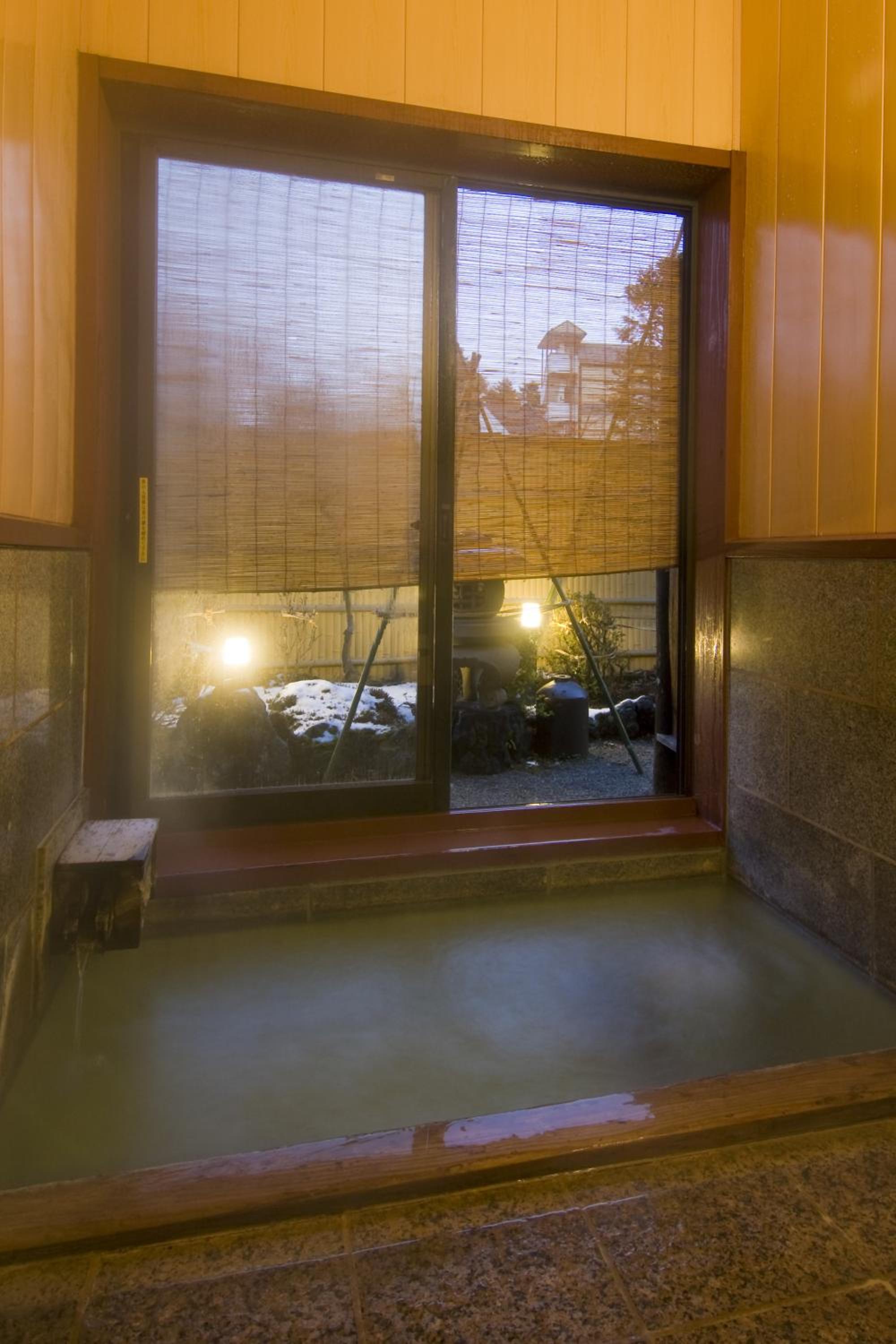 Ekinariya Ryokan