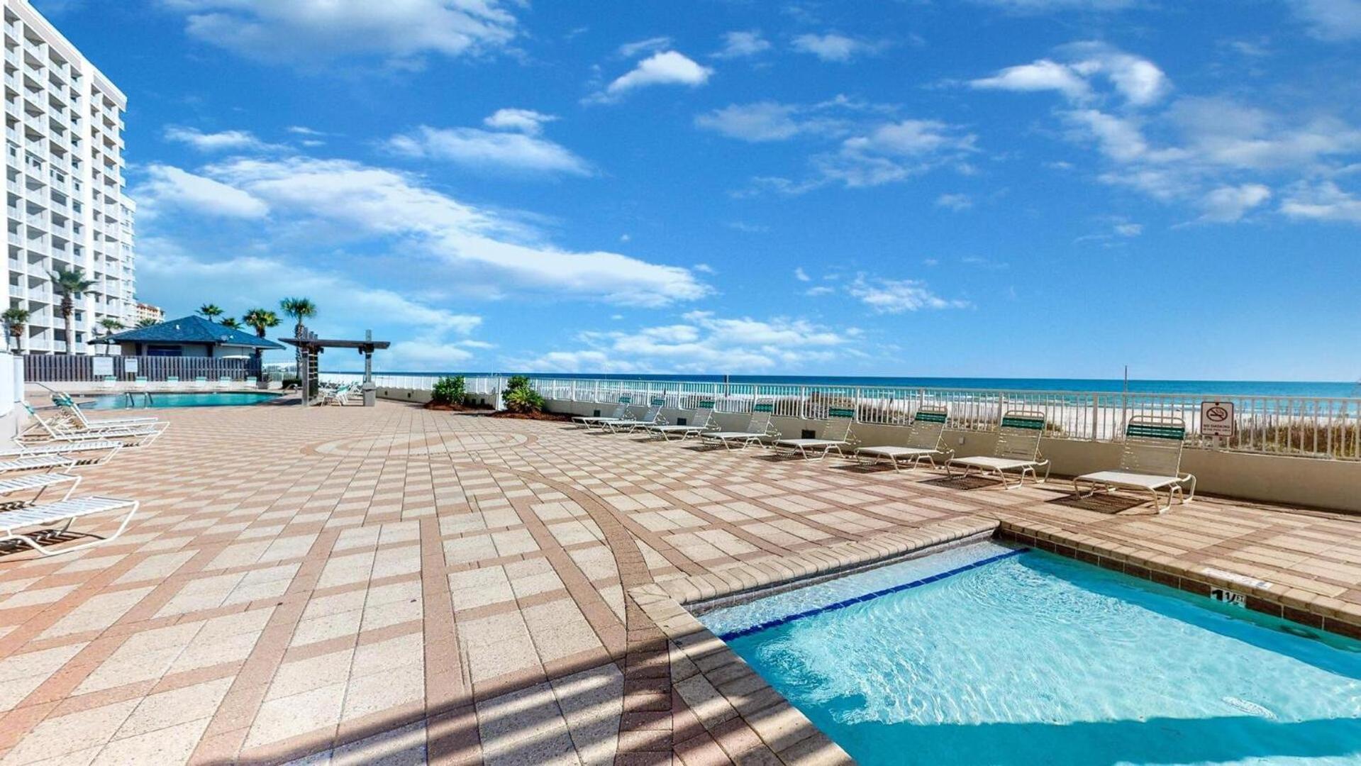 Stunning Views, 3BD/2BA w/ Private Balcony