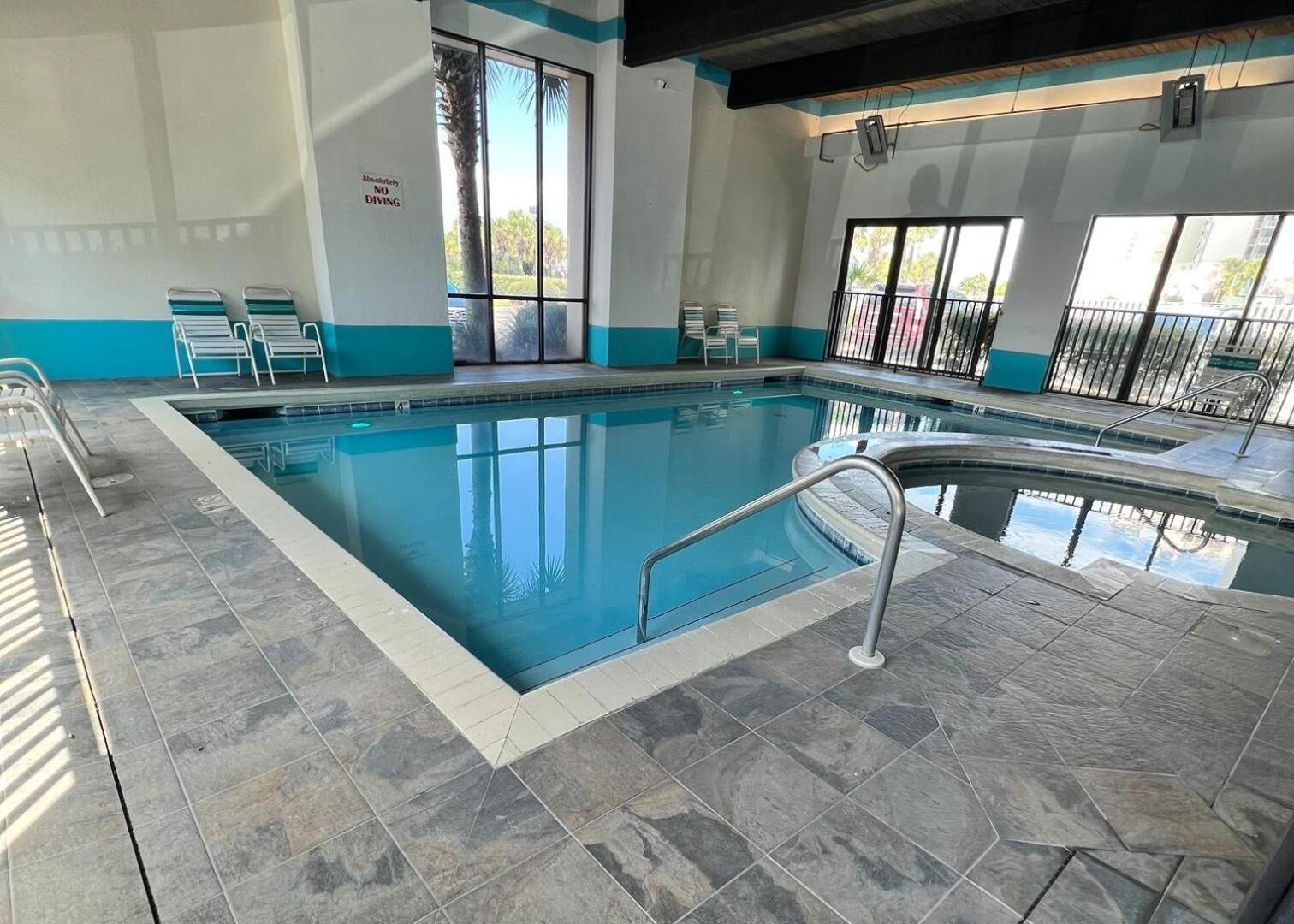Beautiful 3BR/2BA Beachfront Condo,Sleeps 8