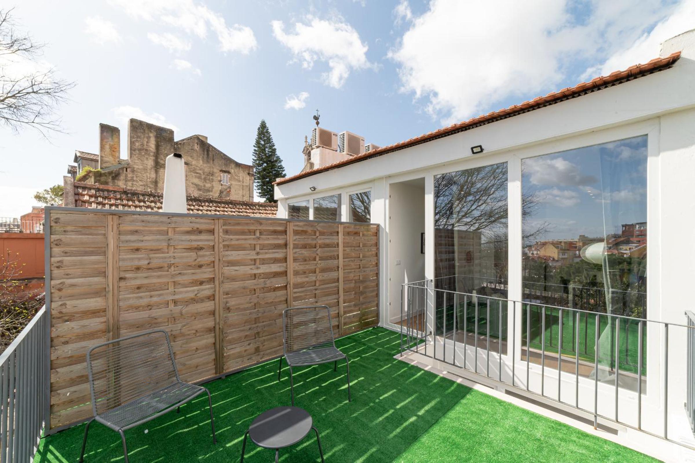 By the Palace - Ajuda Apartments view 2