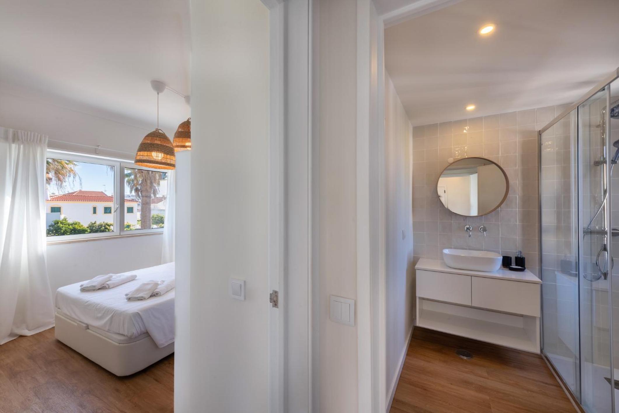 Sun Lovers Altura T1 Pool & Balcony view 5