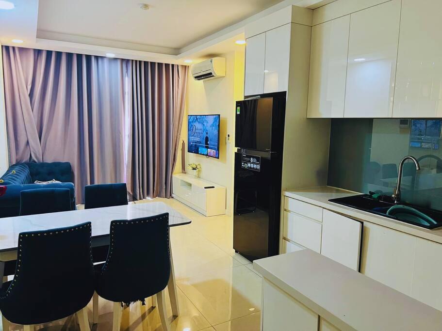 Rose House 2-Bedroom Apartment Pool#Gym#View