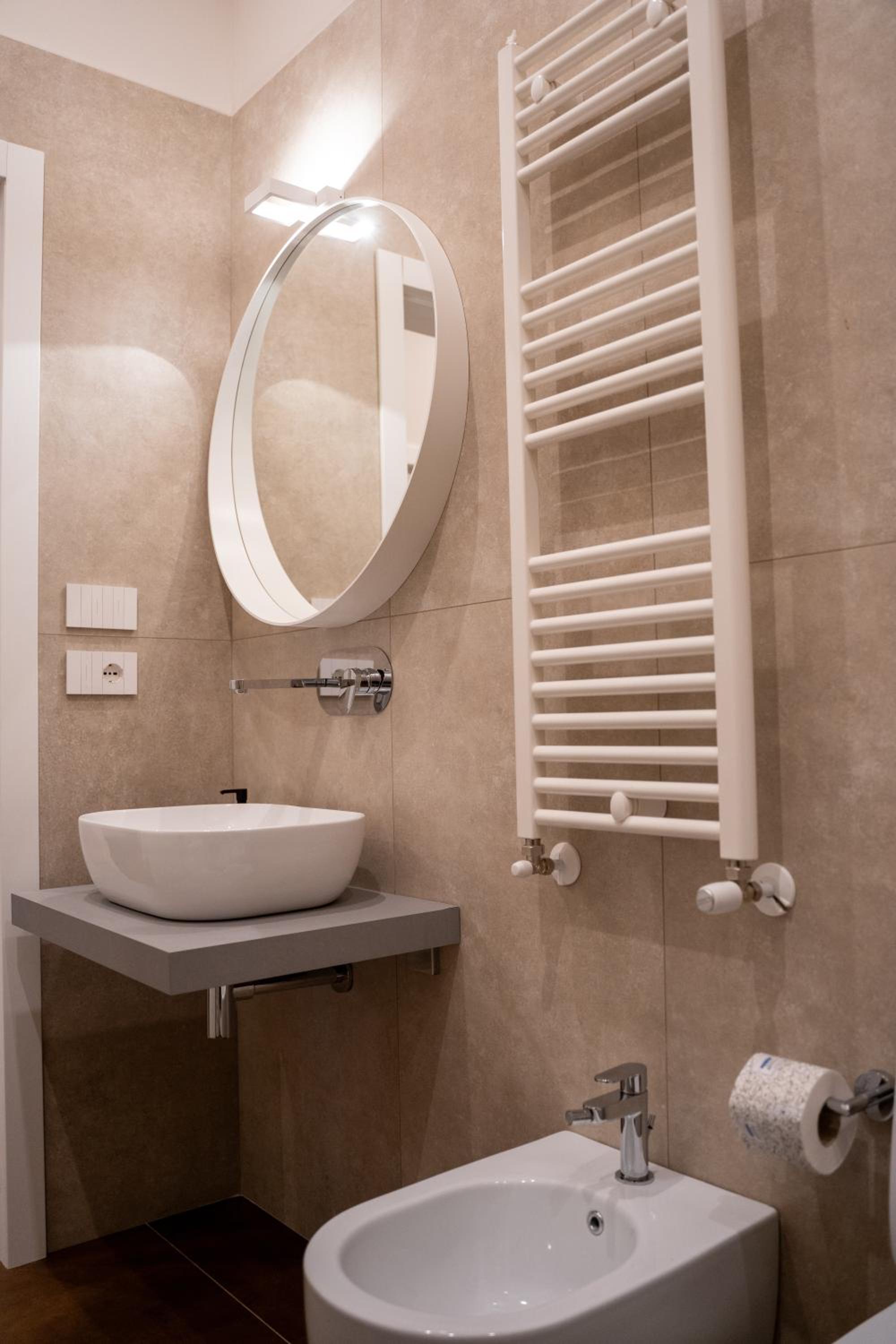 apartament rent Casa Almika Giulio Petroni view 4