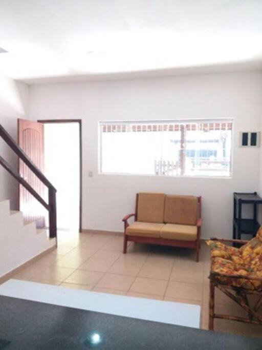 Casa 3Quartos - 2 quartos com Ar Condicionado - 1suite - Condominio Verde Mar - Piscina Privativa -Prox Praia Cocanha