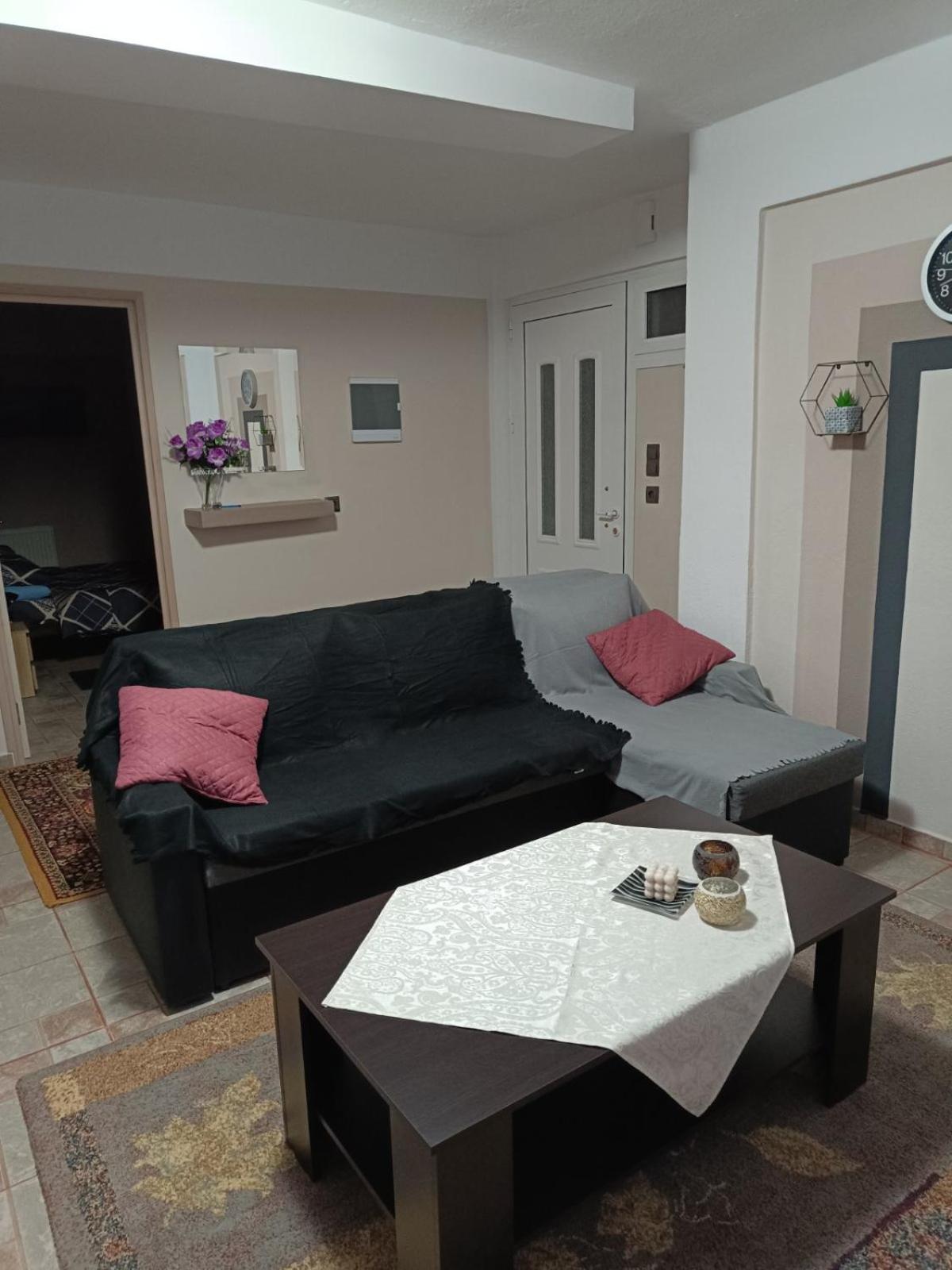apartment to nature B view 2