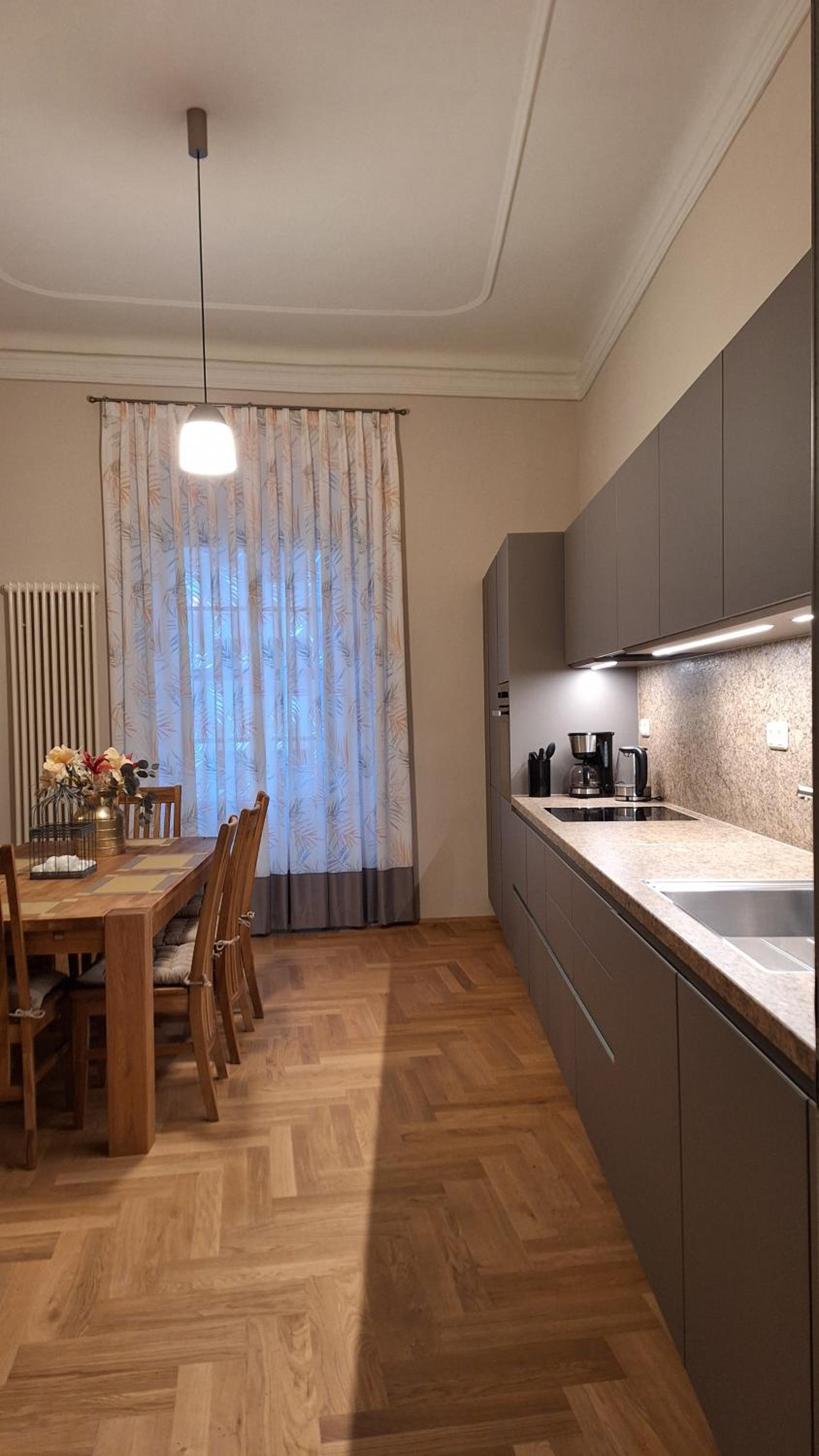 Stadtpalais Familien-Suite 4 Zimmer mit Galerie maximal 6 Personen