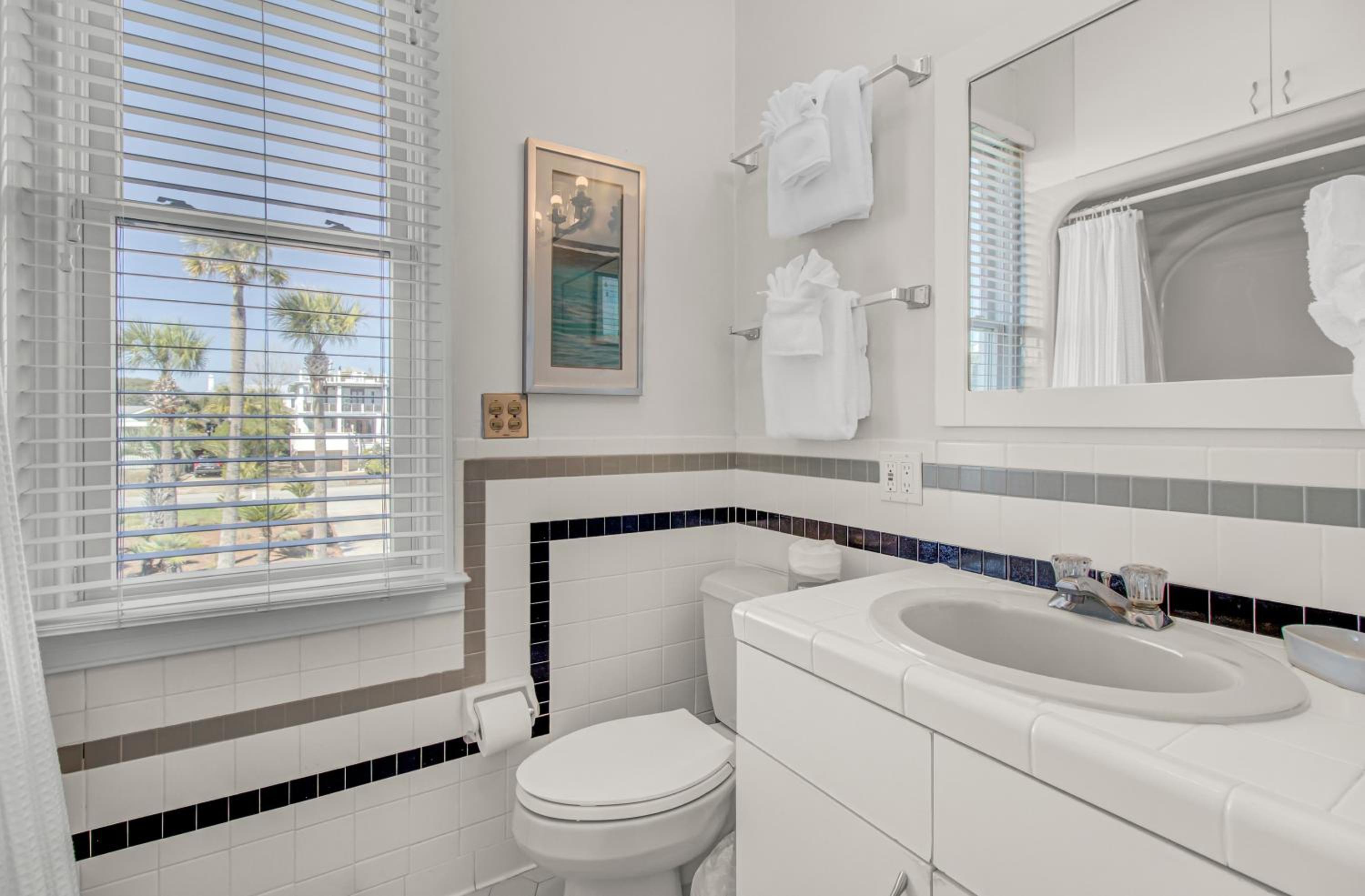 502 Ocean Blvd by AvantStay Beachfront w Pool Ocean Views