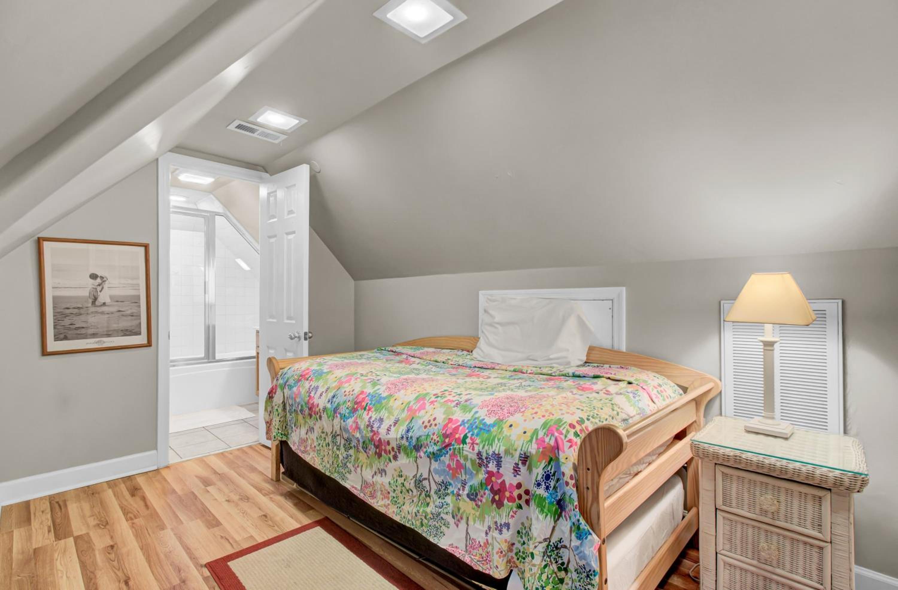 502 Ocean Blvd by AvantStay Beachfront w Pool Ocean Views